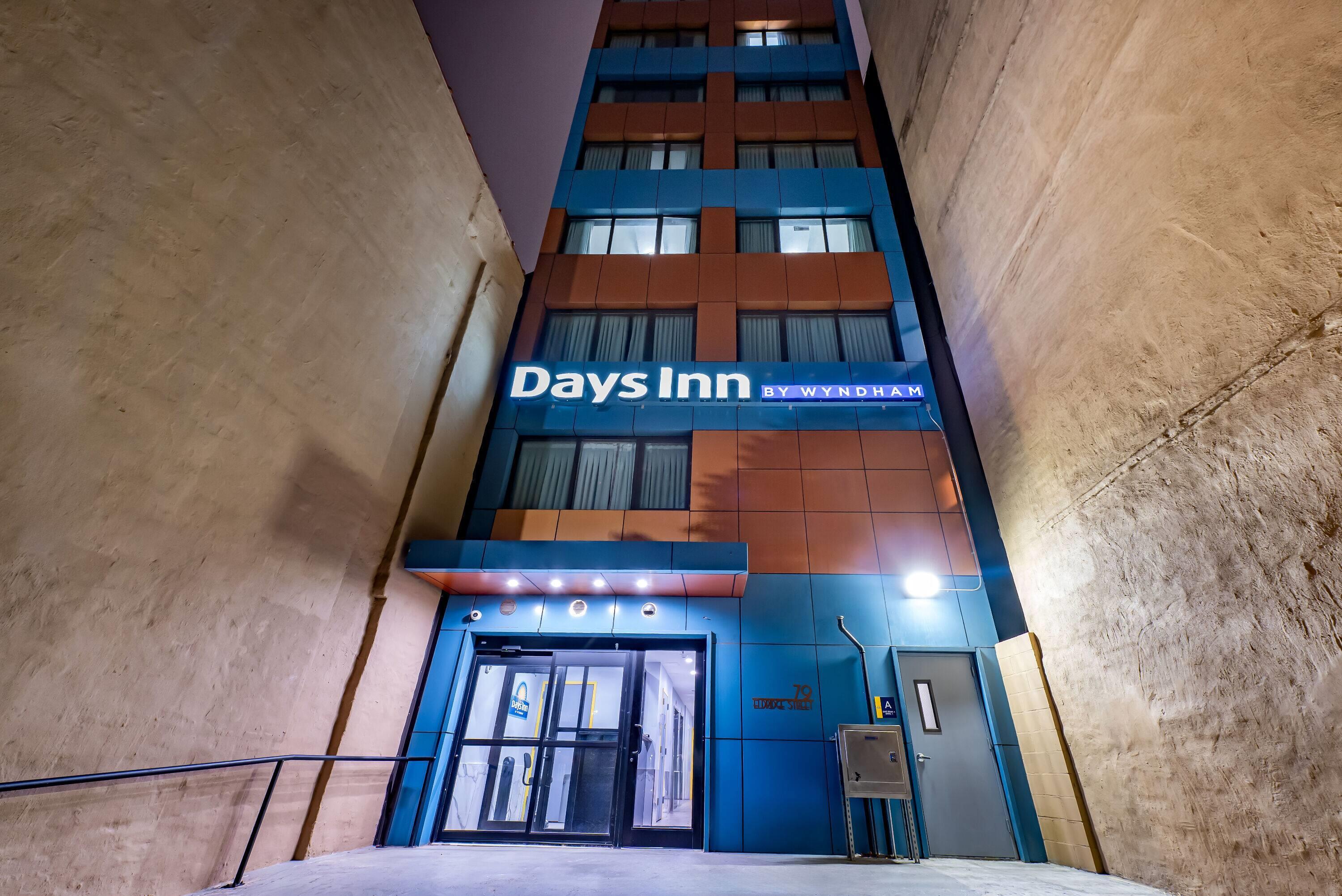 Days Inn by Wyndham New York Chinatown