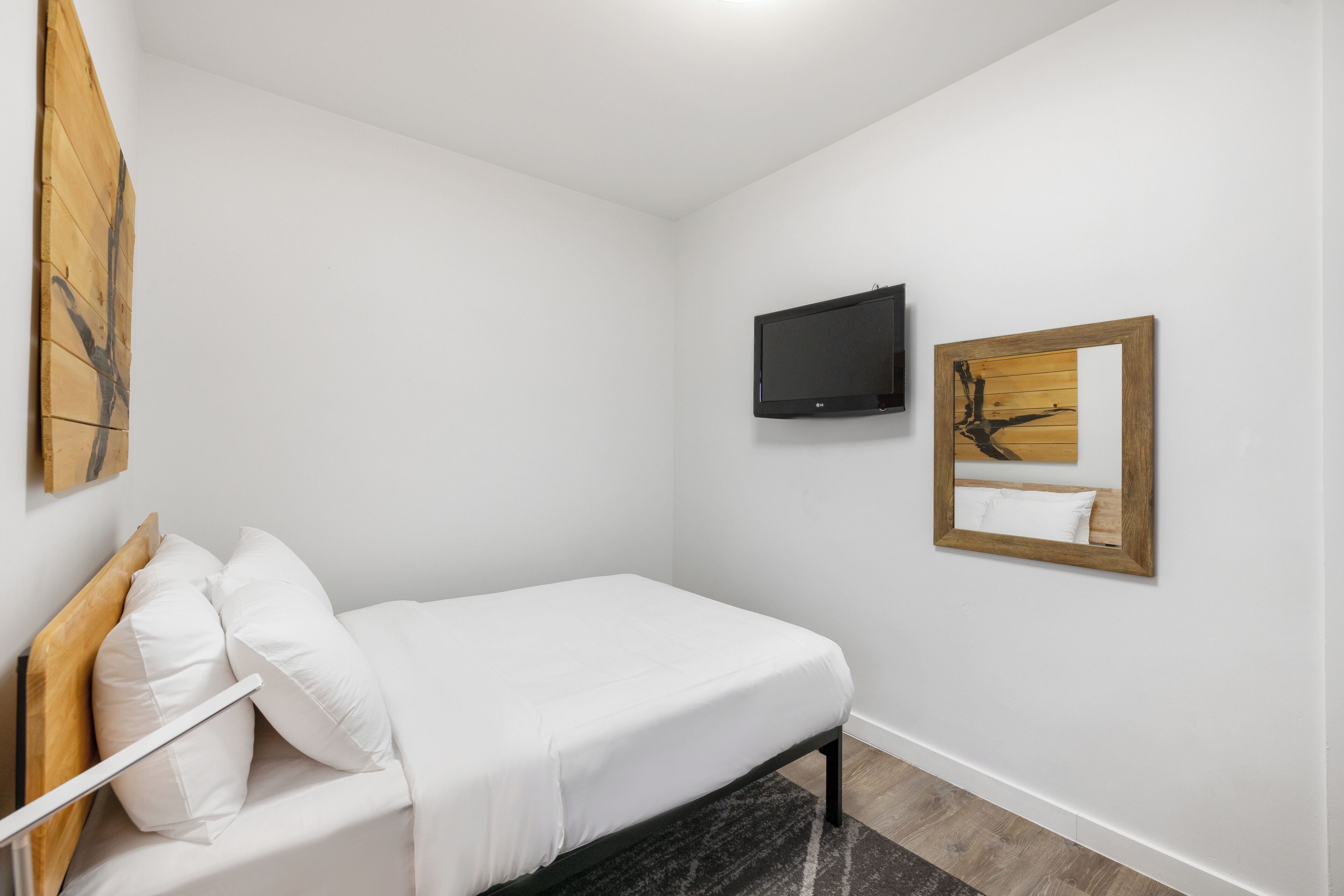 Hotel 27 by LuxUrban Hotel 27 by LuxUrban