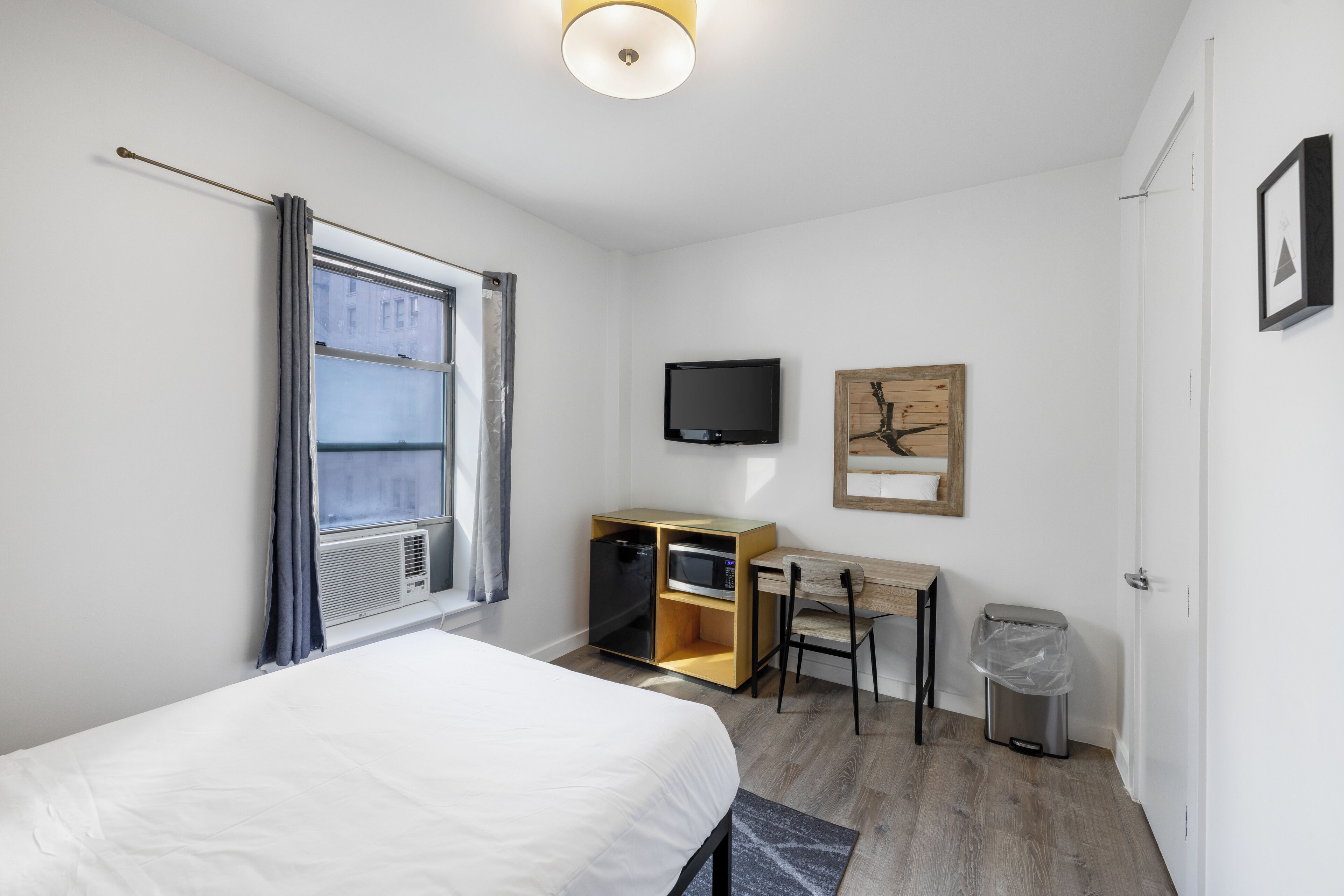 Hotel 27 by LuxUrban Hotel 27 by LuxUrban