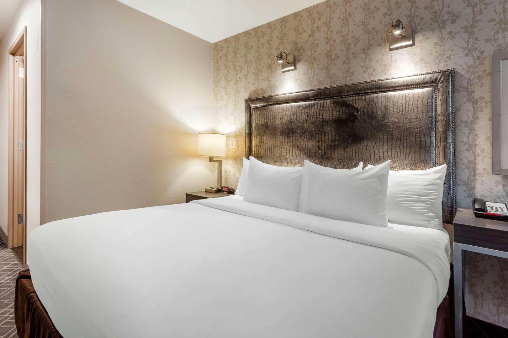 Times Square West Hotel, BW Signature Collection