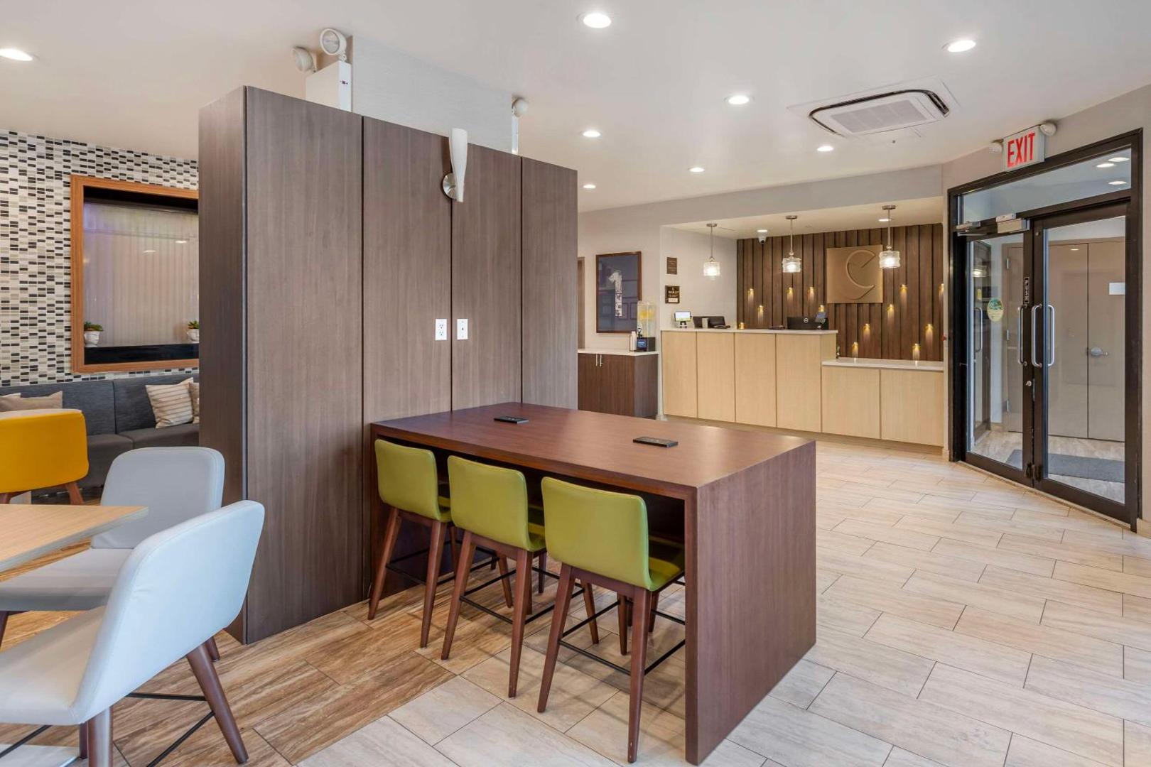 Times Square West Hotel, BW Signature Collection