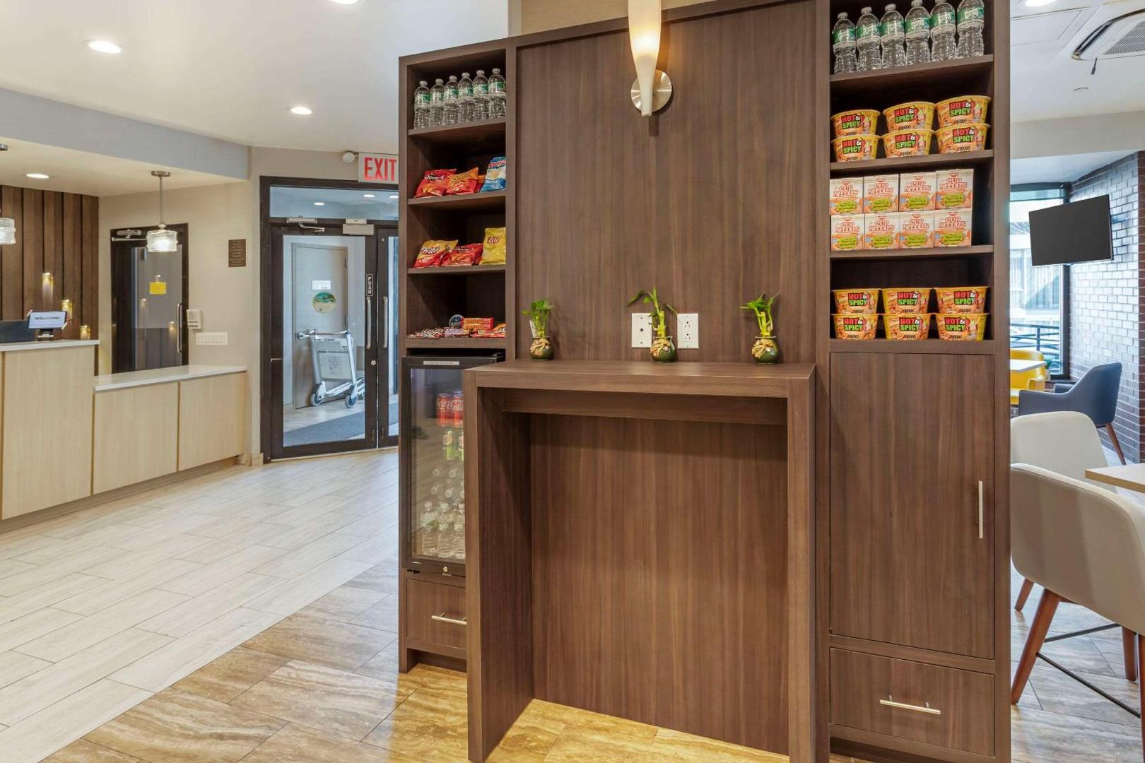 Times Square West Hotel, BW Signature Collection