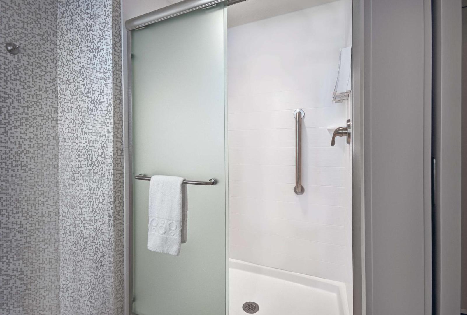 Home2 Suites by Hilton Utica