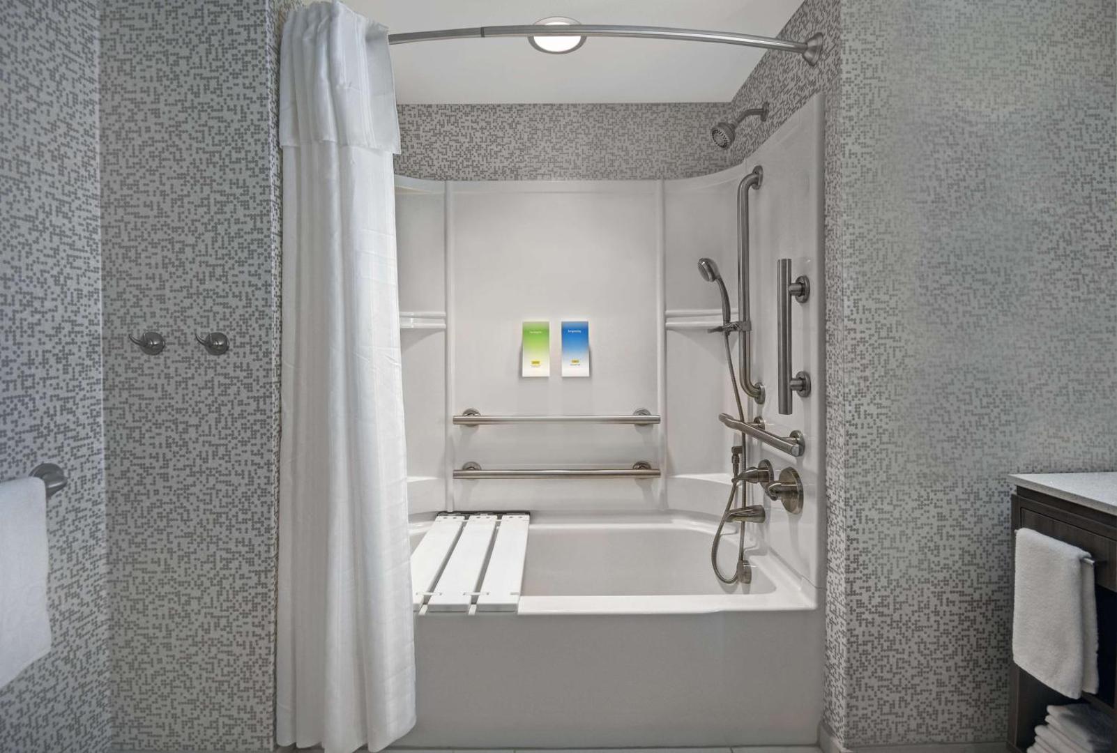 Home2 Suites by Hilton Utica