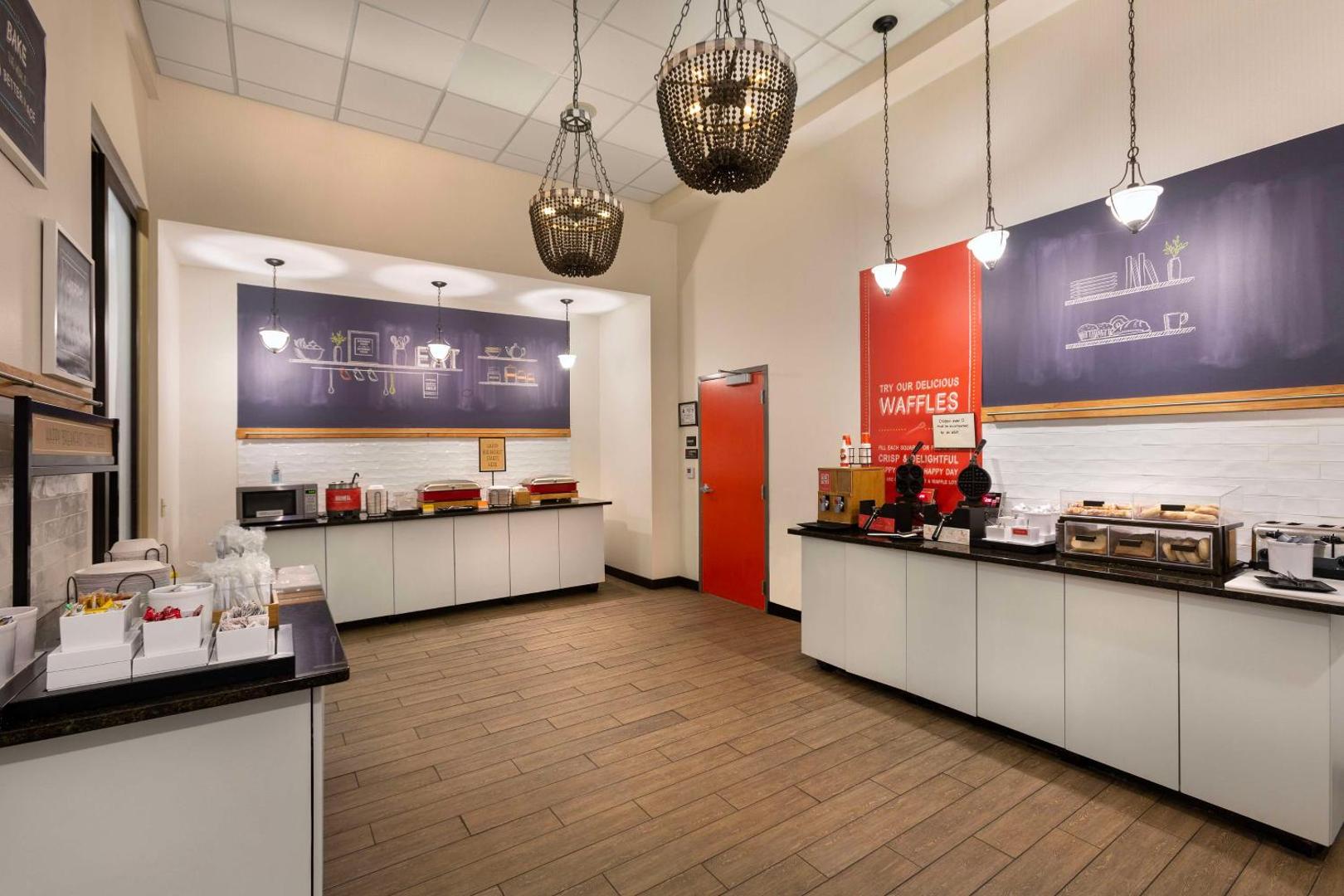 Hampton Inn Charlotte-Belmont at Montcross Hampton Inn Charlotte-Belmont at Montcross
