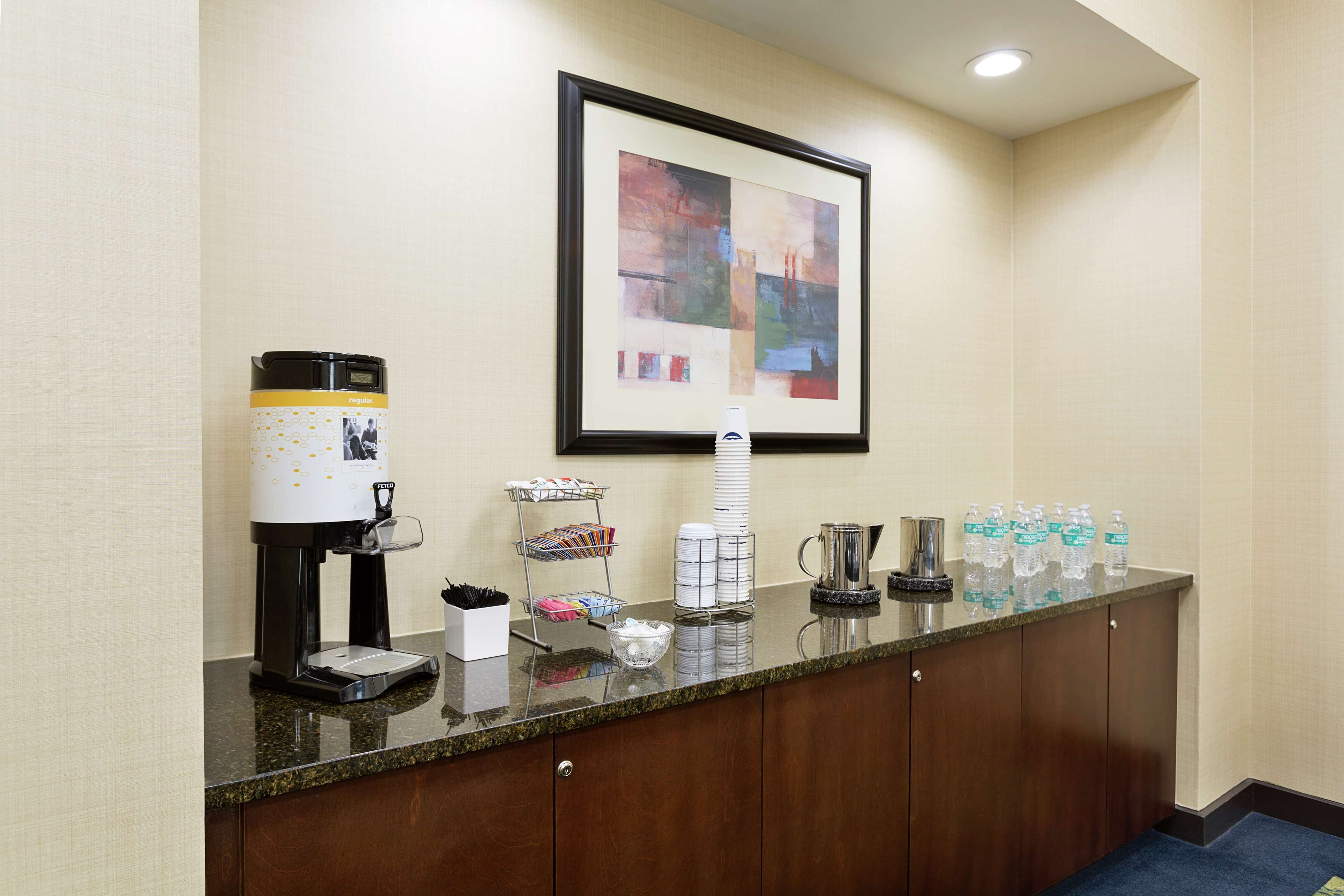 Hampton Inn Charlotte-Belmont at Montcross Hampton Inn Charlotte-Belmont at Montcross