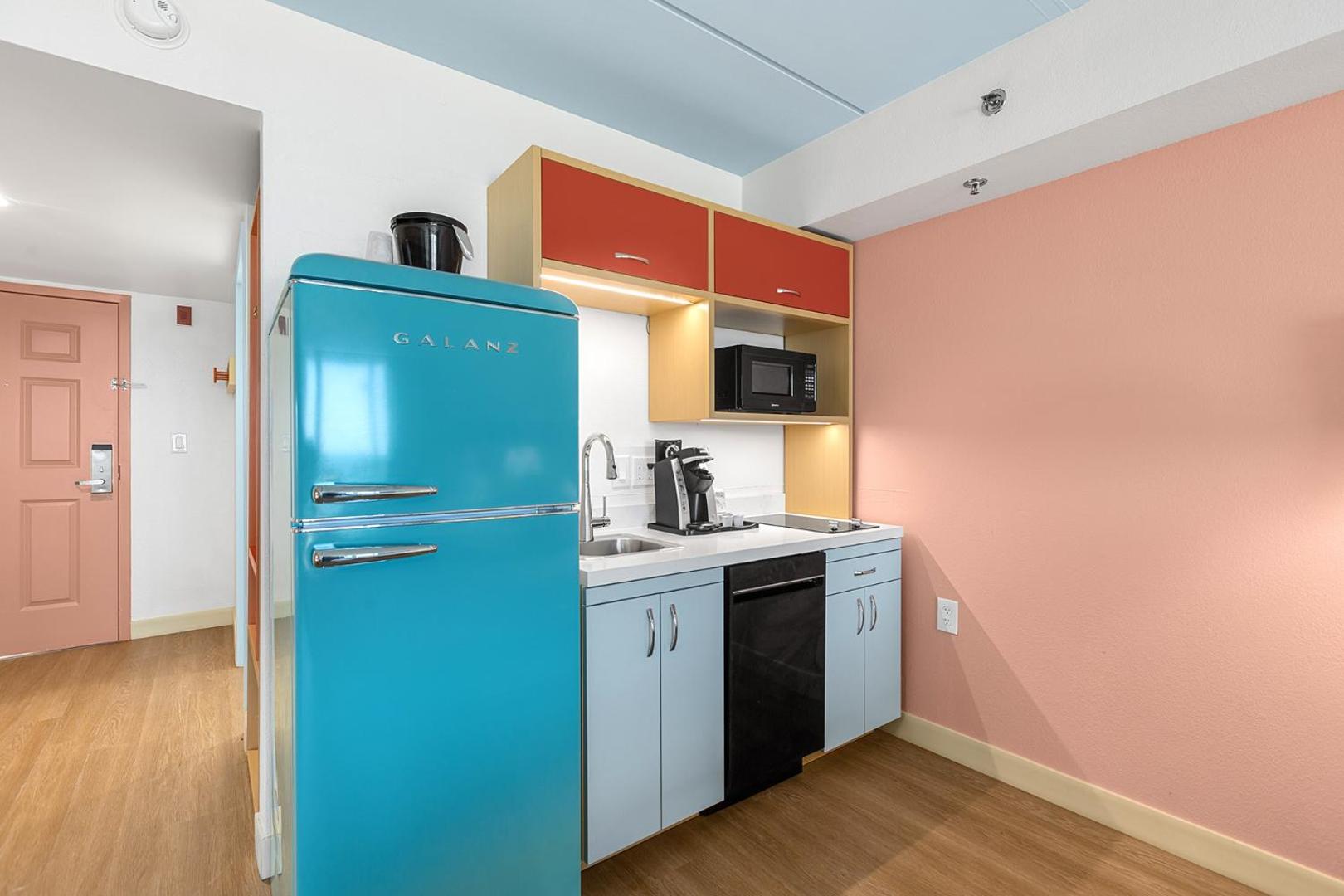 Golden Sands Beach Resort