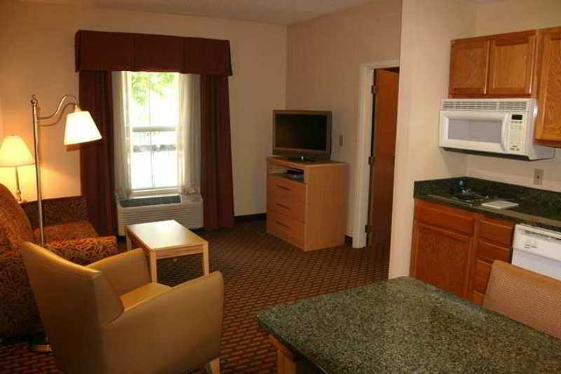 Hampton Inn & Suites Chapel Hill/Durham Hampton Inn & Suites Chapel Hill/Durham
