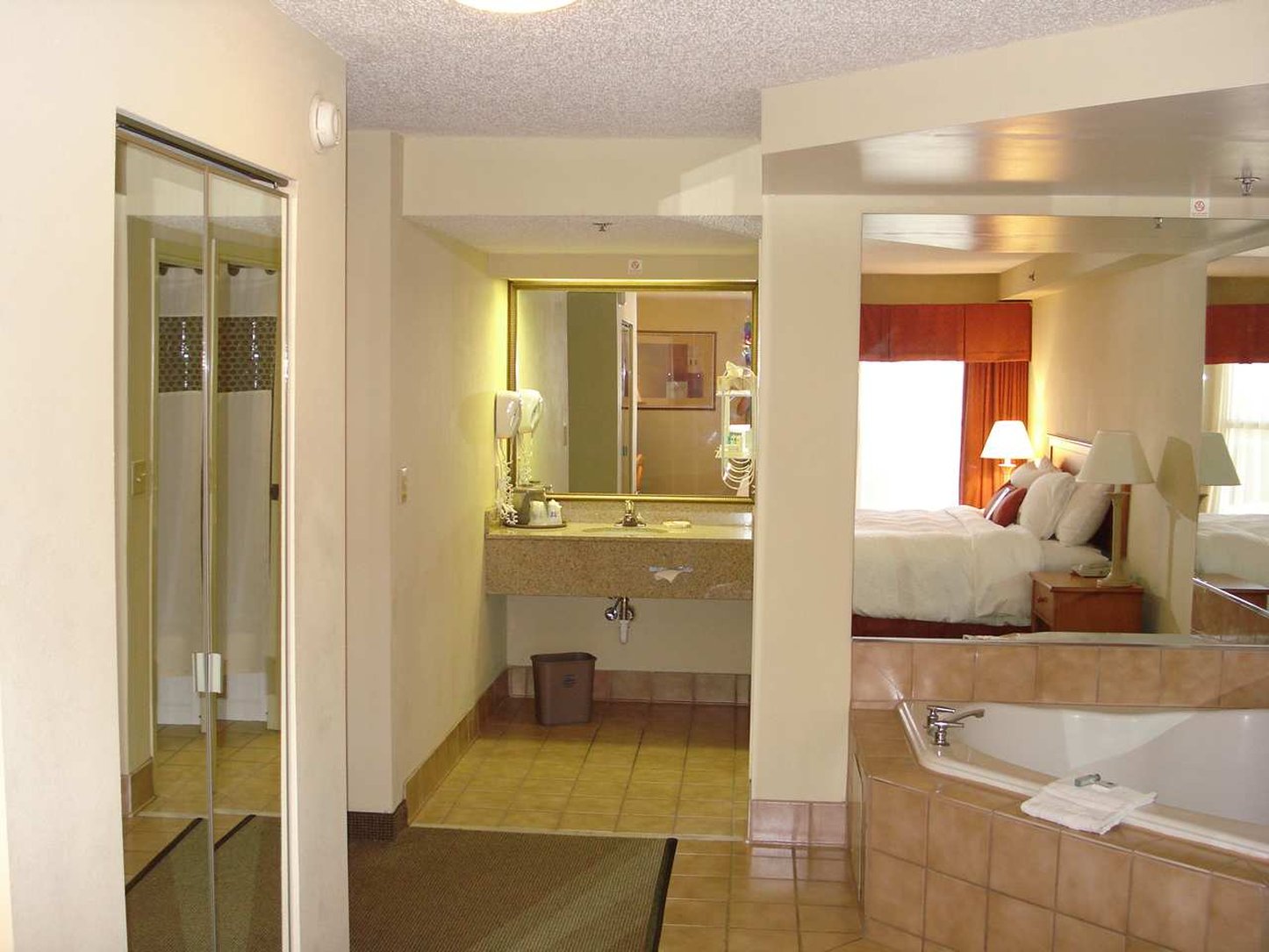 Hampton Inn & Suites Chapel Hill/Durham Hampton Inn & Suites Chapel Hill/Durham