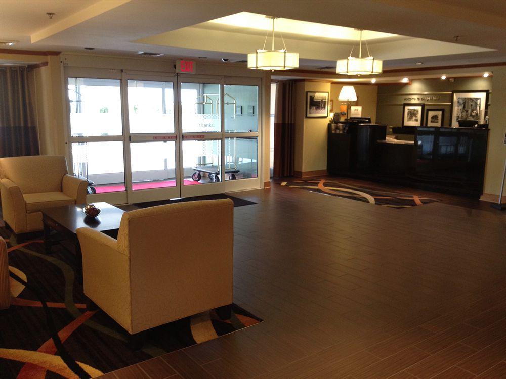 Hampton Inn & Suites Chapel Hill/Durham Hampton Inn & Suites Chapel Hill/Durham