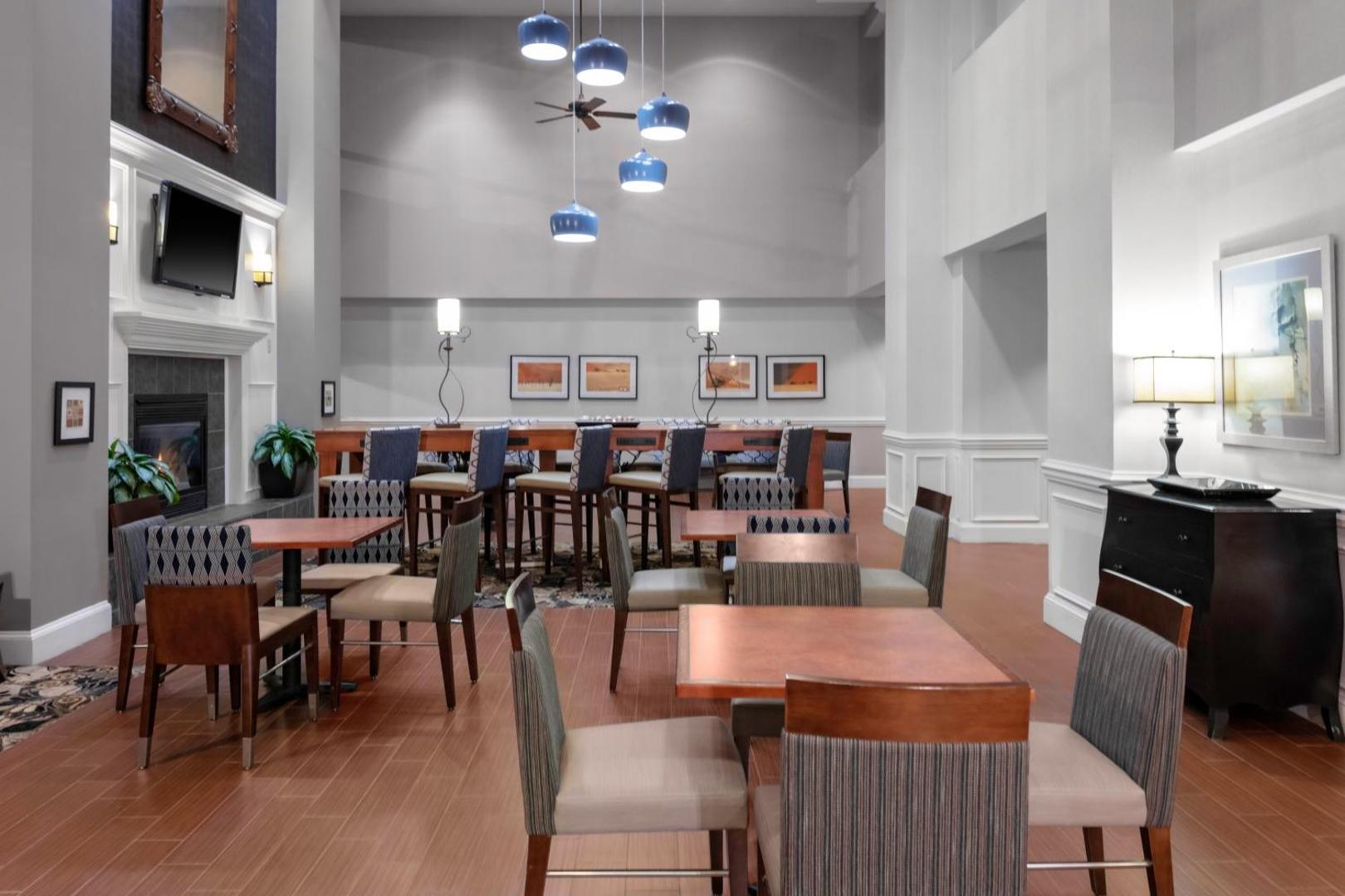 Hampton Inn & Suites Concord Charlotte Hampton Inn & Suites Concord Charlotte