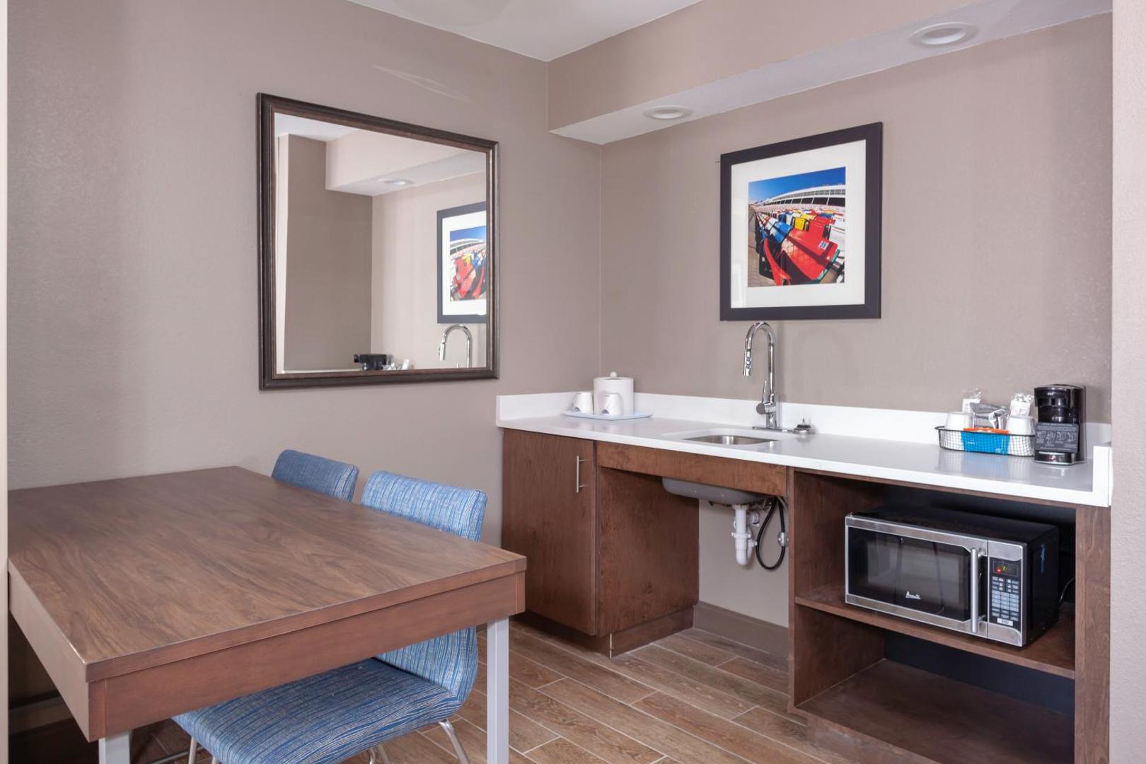 Hampton Inn & Suites Concord Charlotte Hampton Inn & Suites Concord Charlotte