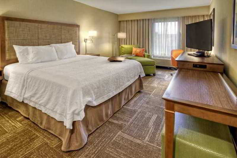 Hampton Inn & Suites Asheville I-26 Hampton Inn & Suites Asheville I-26