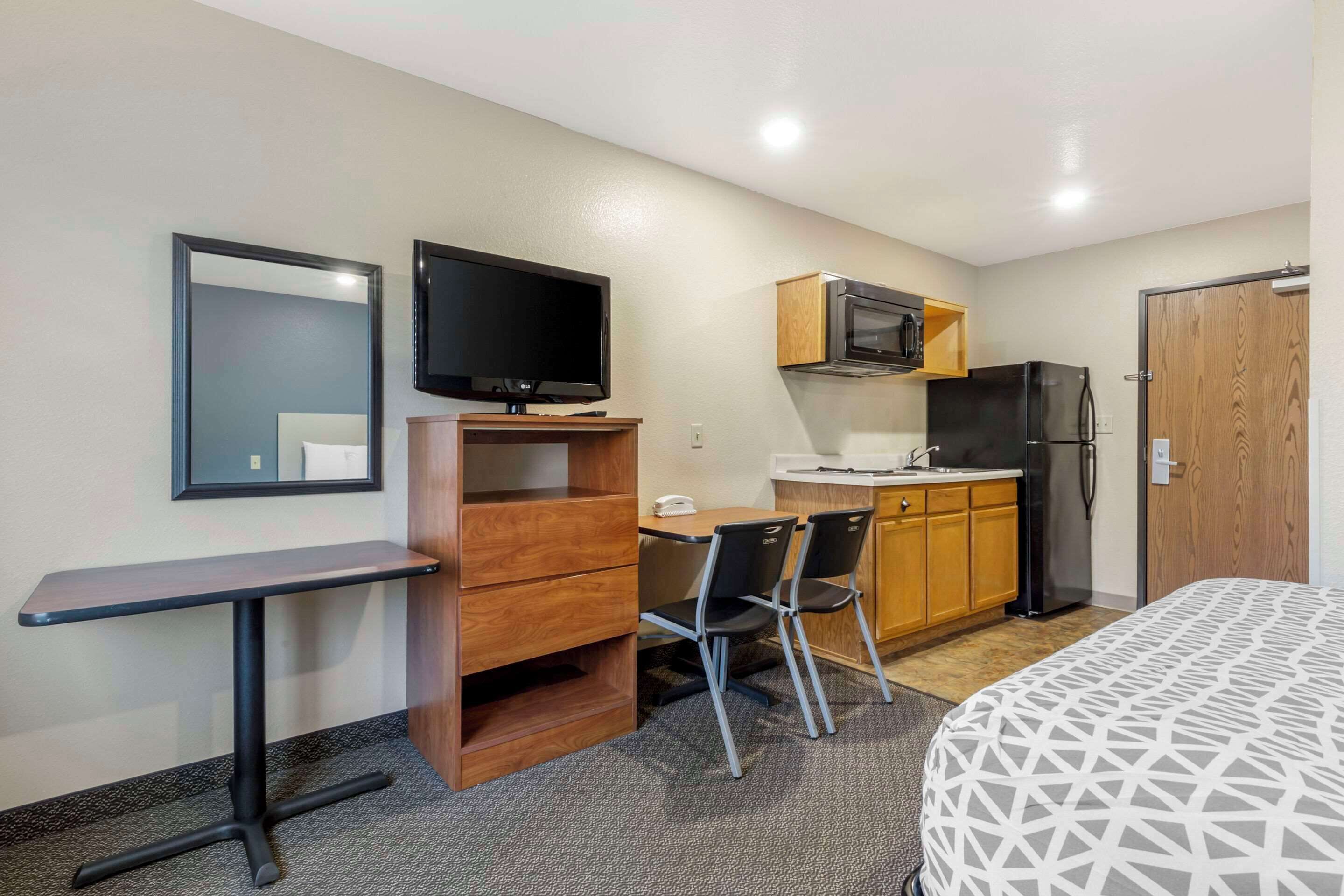 Woodspring Suites Raleigh Garner Woodspring Suites Raleigh Garner