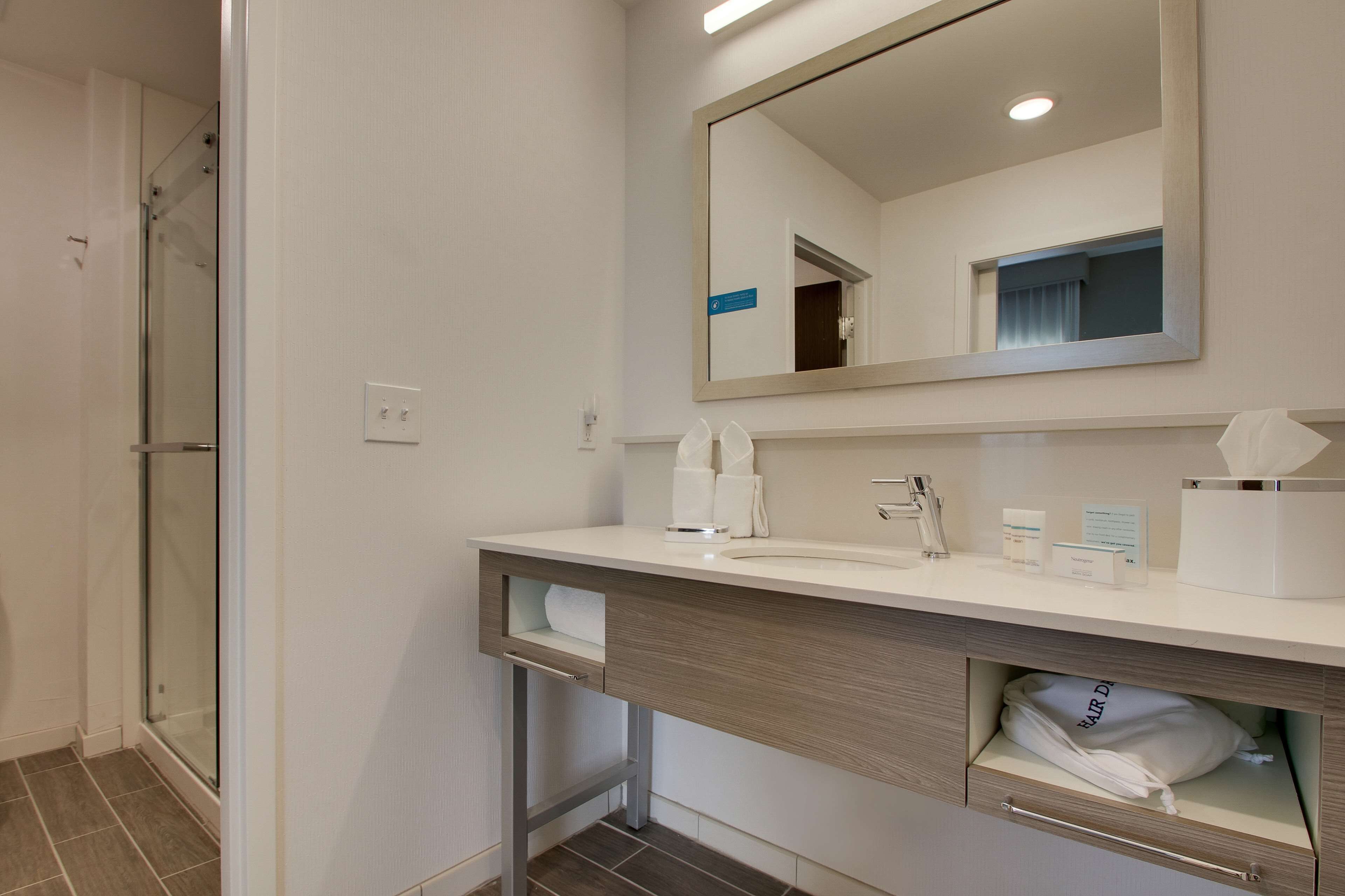 Hampton Inn & Suites Knightdale Raleigh Hampton Inn & Suites Knightdale Raleigh