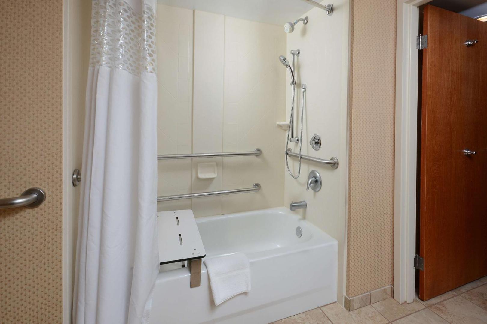Hampton Inn Raleigh/Durham-Airport Hampton Inn Raleigh/Durham-Airport