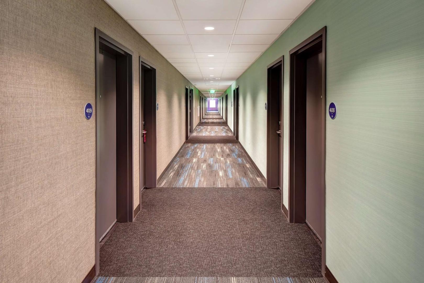 Tru by Hilton Raleigh Durham Airport Tru by Hilton Raleigh Durham Airport