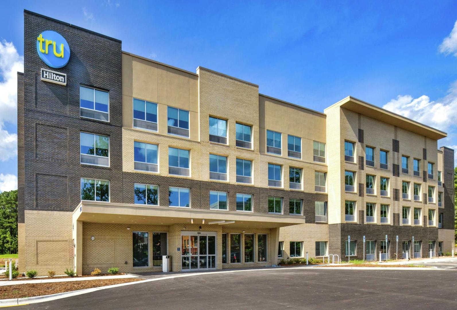 Tru by Hilton Raleigh Durham Airport Tru by Hilton Raleigh Durham Airport