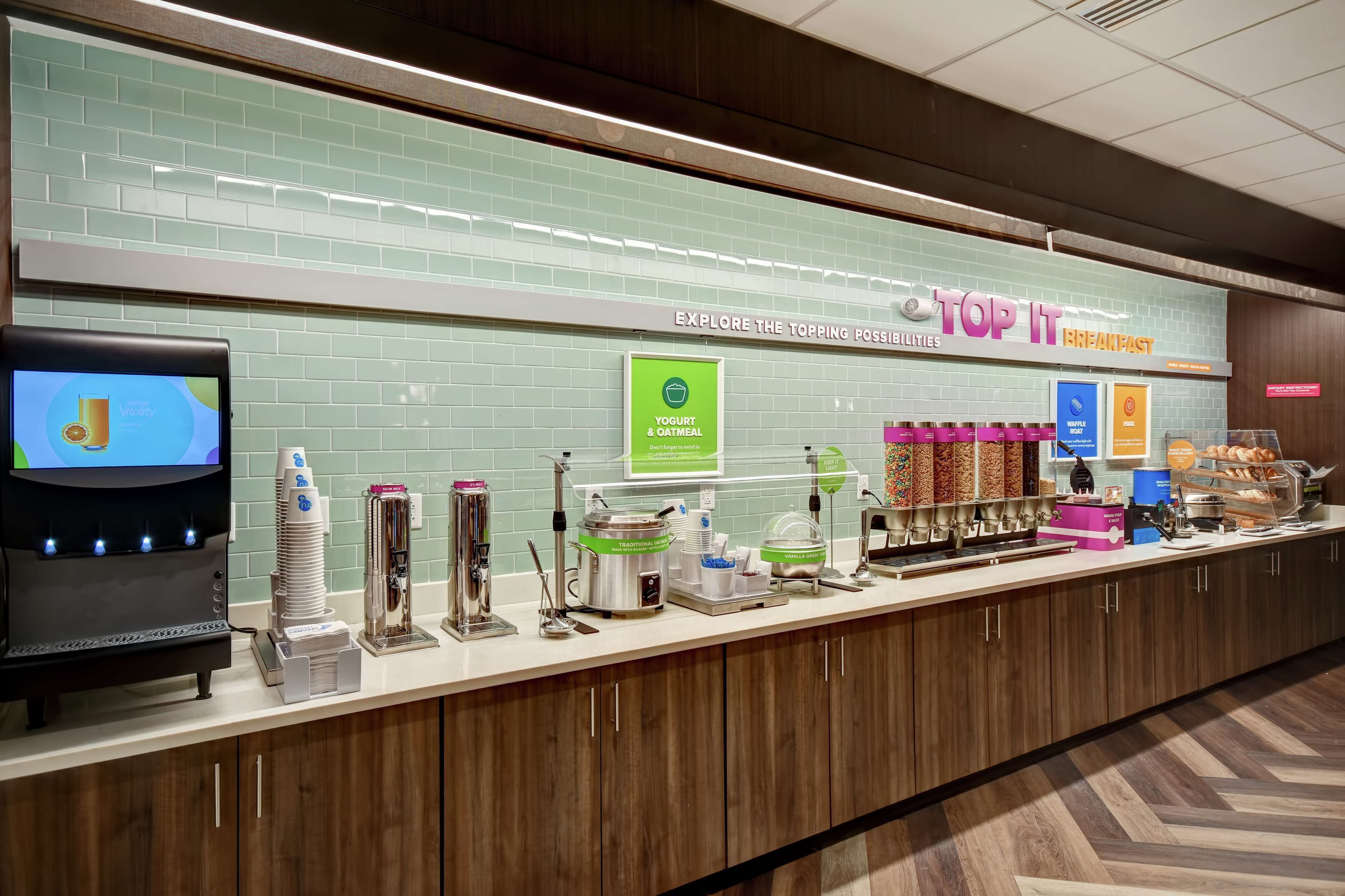 Tru by Hilton Raleigh Durham Airport Tru by Hilton Raleigh Durham Airport