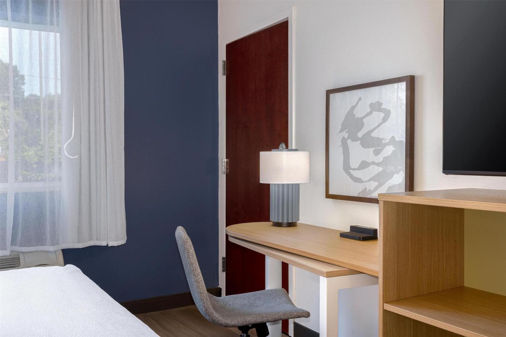 Spark by Hilton Wilmington Carolina Beach Road Spark by Hilton Wilmington Carolina Beach Road