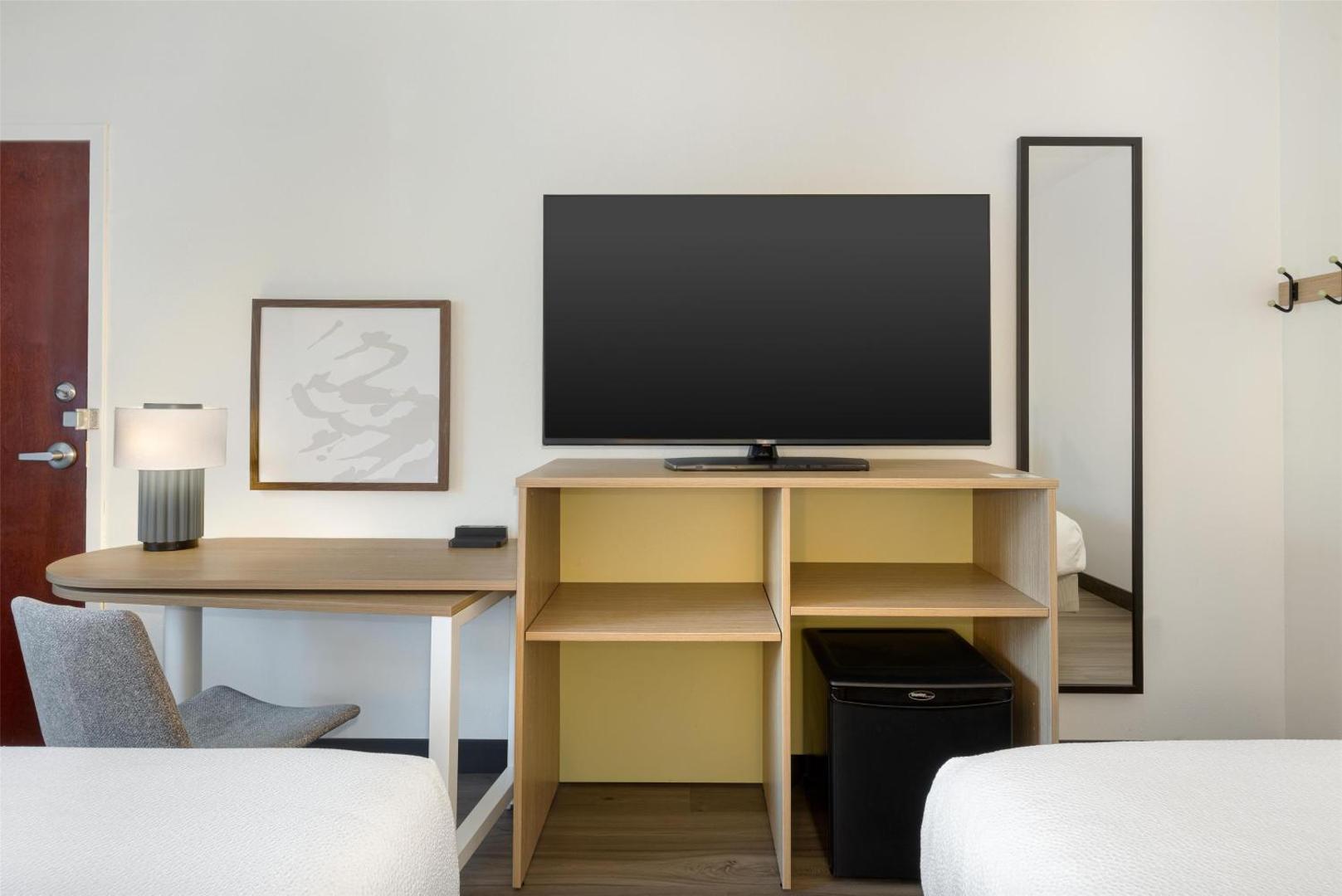 Spark by Hilton Wilmington Carolina Beach Road Spark by Hilton Wilmington Carolina Beach Road