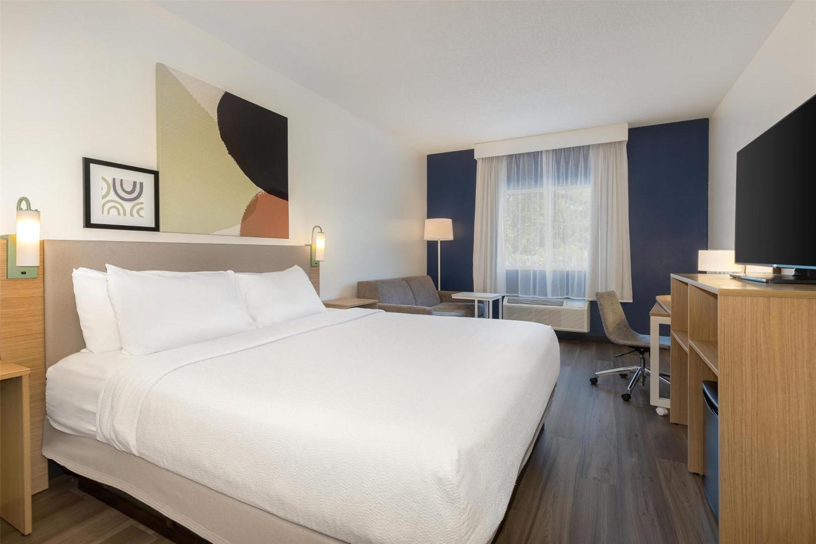 Spark by Hilton Wilmington Carolina Beach Road Spark by Hilton Wilmington Carolina Beach Road