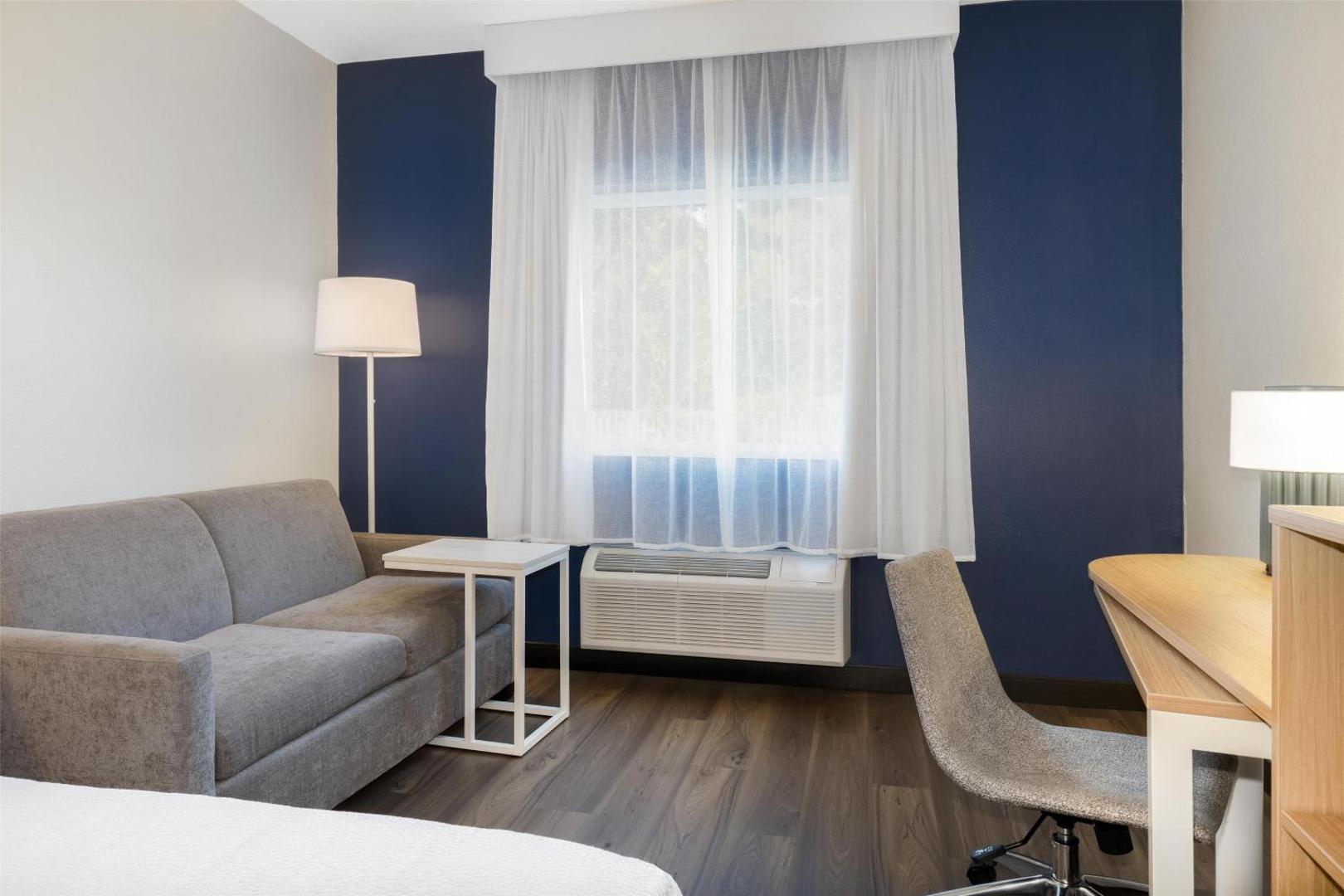 Spark by Hilton Wilmington Carolina Beach Road Spark by Hilton Wilmington Carolina Beach Road