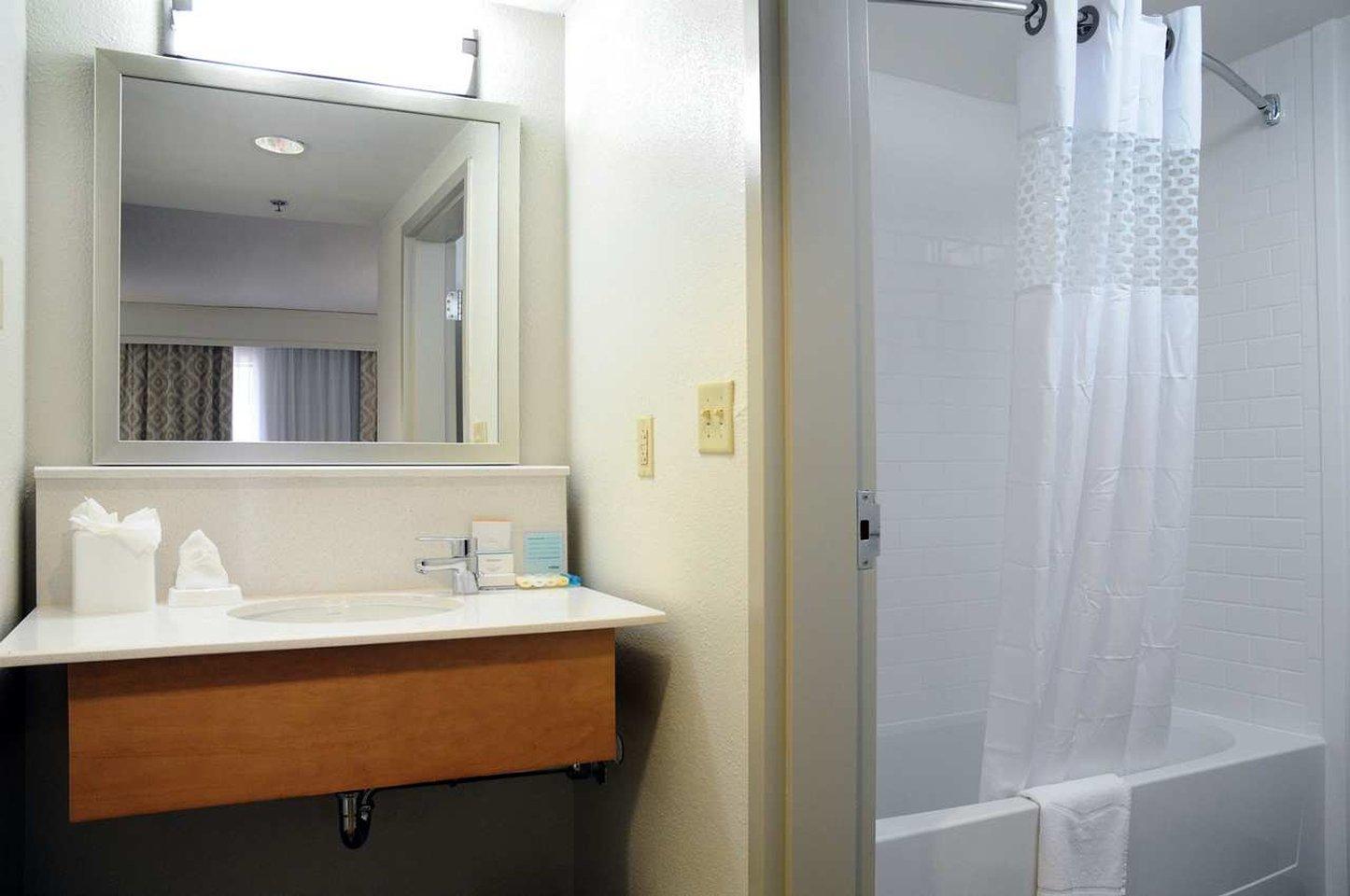 Hampton Inn & Suites Wilson I-95 Hampton Inn & Suites Wilson I-95