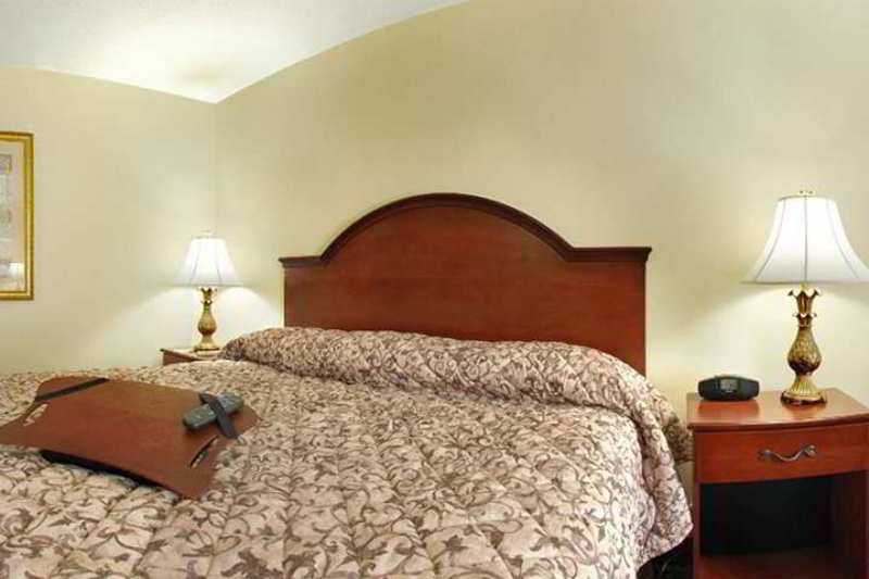Hampton Inn & Suites Wilson I-95 Hampton Inn & Suites Wilson I-95