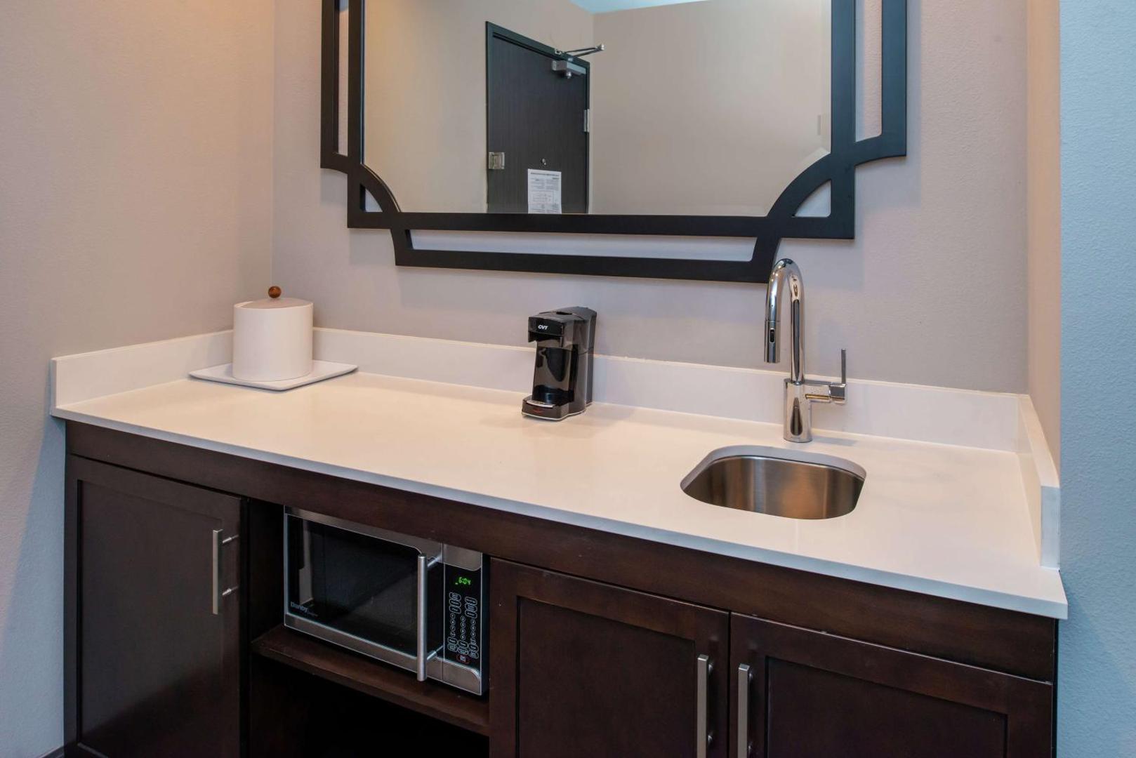 Hampton Inn & Suites Winston Salem Downtown Hampton Inn & Suites Winston Salem Downtown