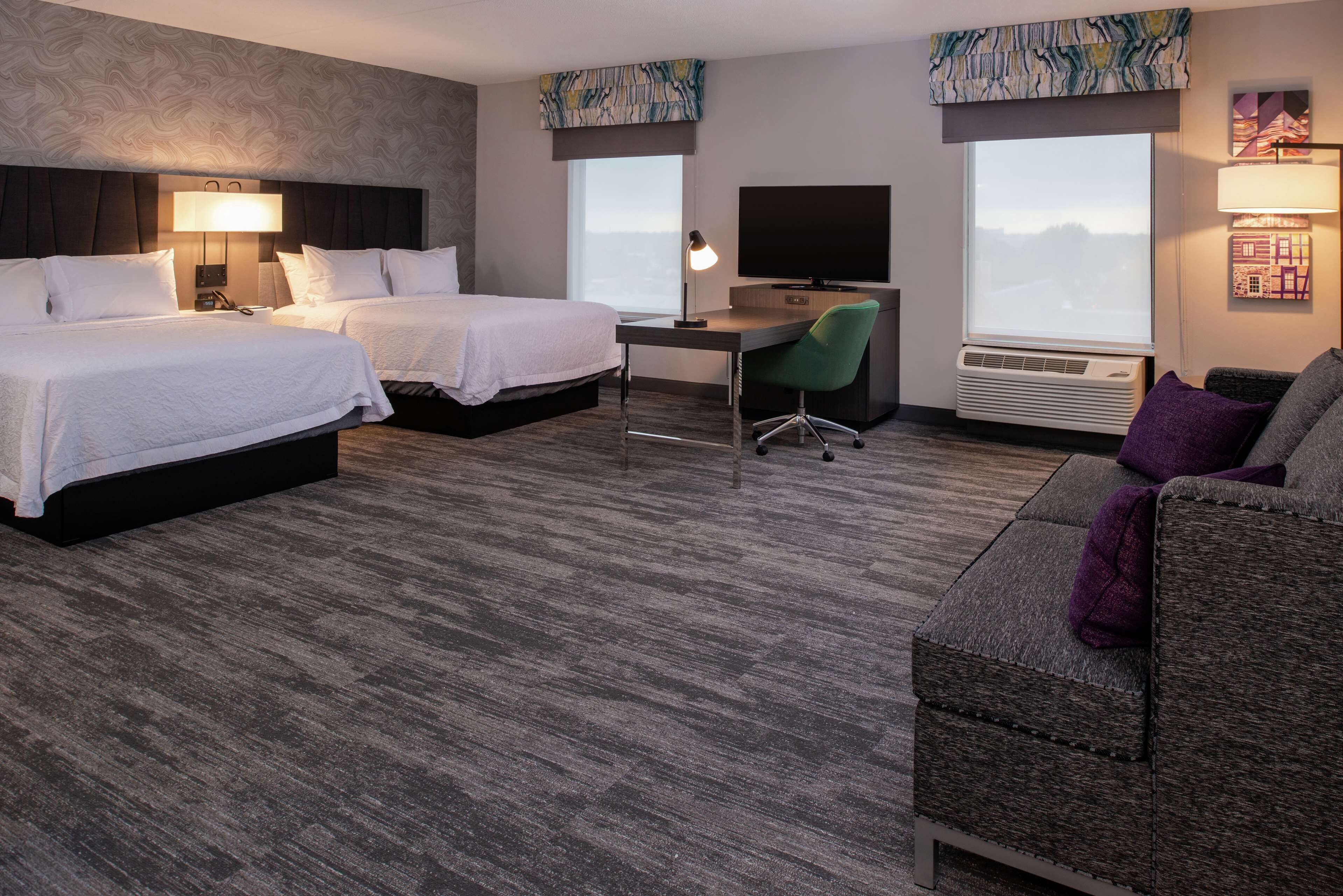 Hampton Inn & Suites Winston Salem Downtown Hampton Inn & Suites Winston Salem Downtown
