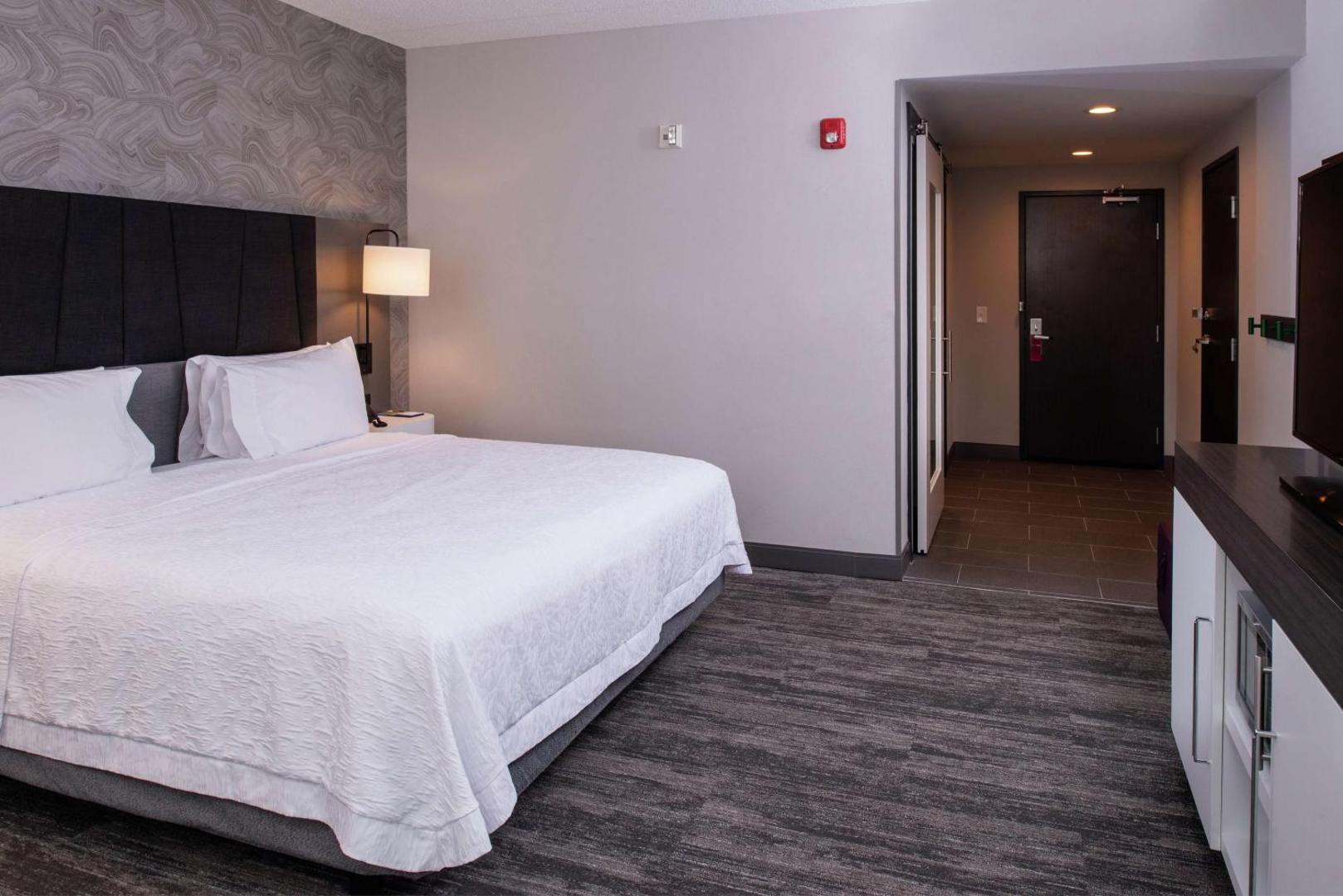 Hampton Inn & Suites Winston Salem Downtown Hampton Inn & Suites Winston Salem Downtown