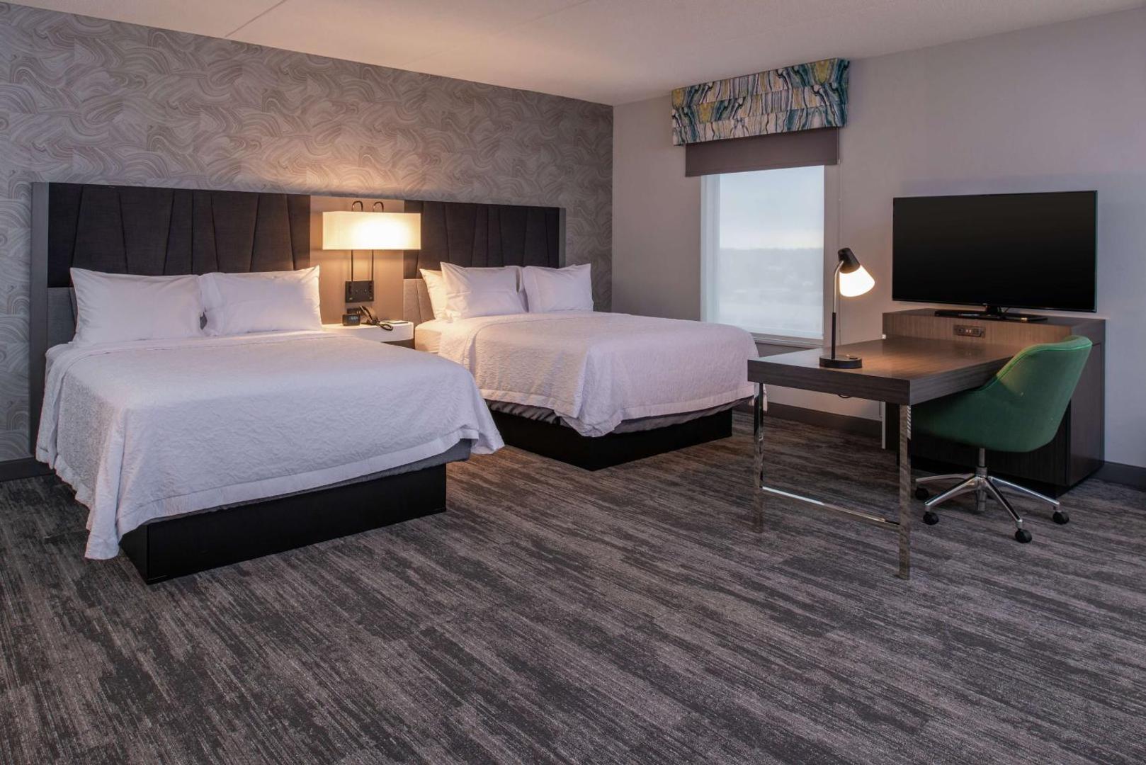 Hampton Inn & Suites Winston Salem Downtown Hampton Inn & Suites Winston Salem Downtown