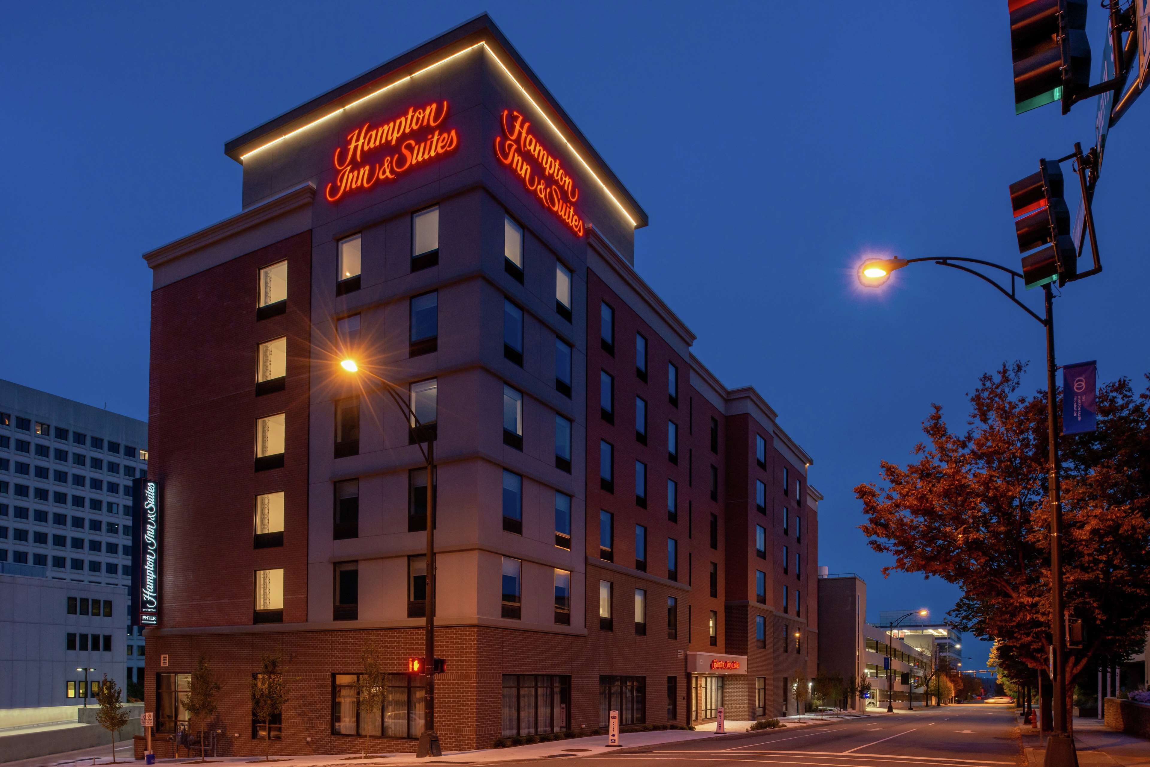Hampton Inn & Suites Winston Salem Downtown Hampton Inn & Suites Winston Salem Downtown