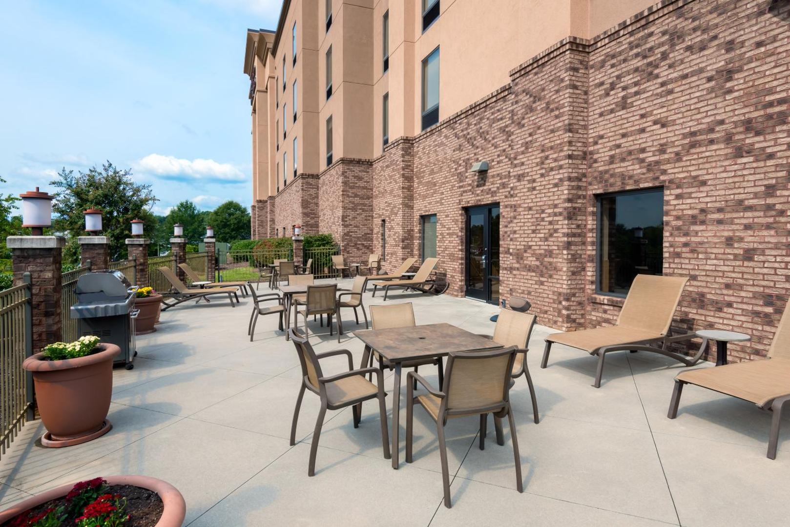 Hampton Inn and Suites-Winston-Salem/University Area NC Hampton Inn and Suites-Winston-Salem/University Area NC
