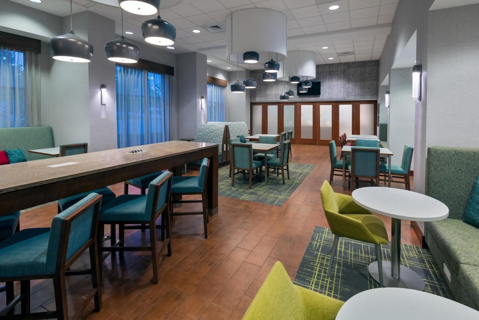 Hampton Inn and Suites-Winston-Salem/University Area NC Hampton Inn and Suites-Winston-Salem/University Area NC