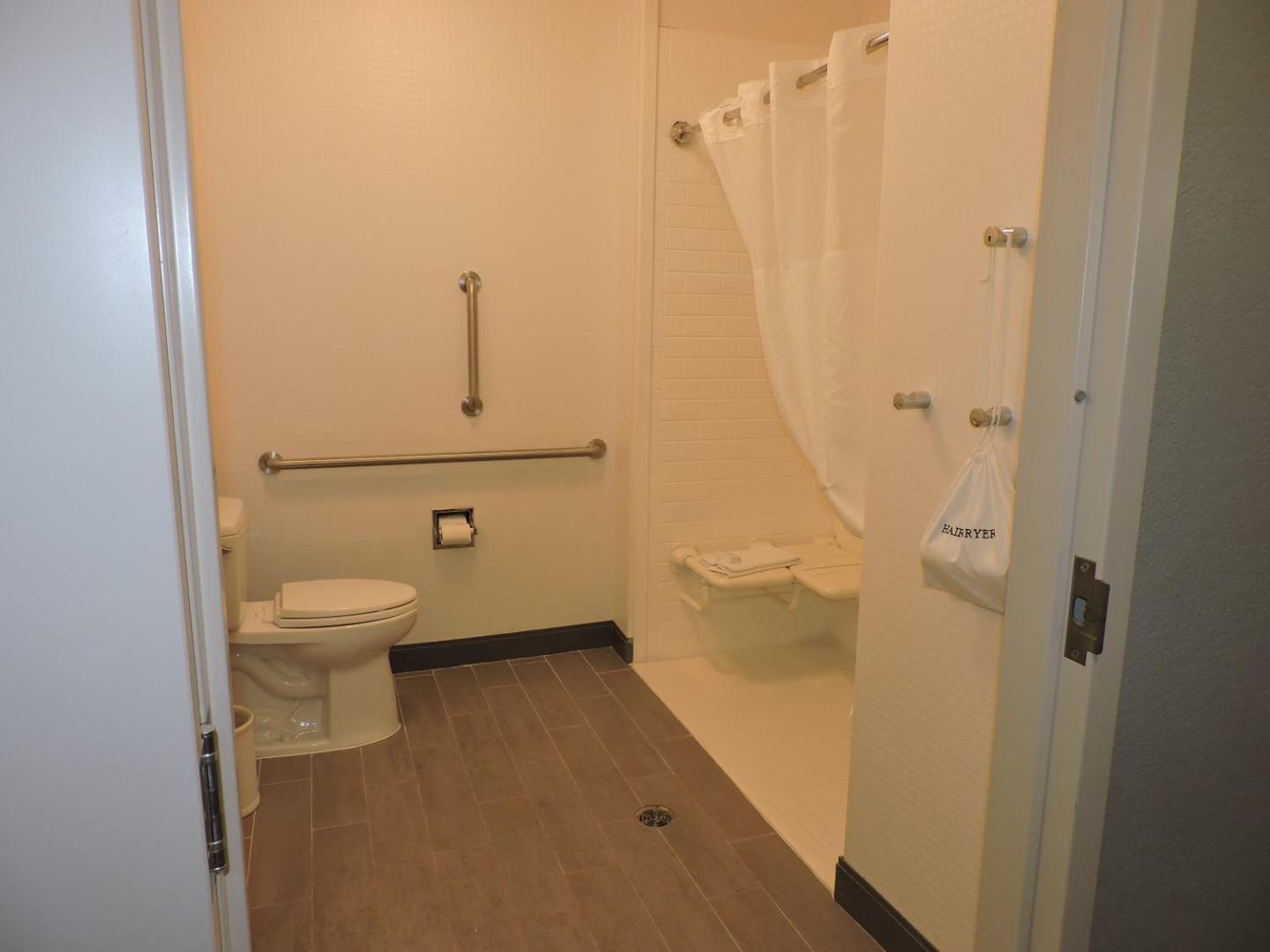 Hampton Inn Bismarck Hampton Inn Bismarck
