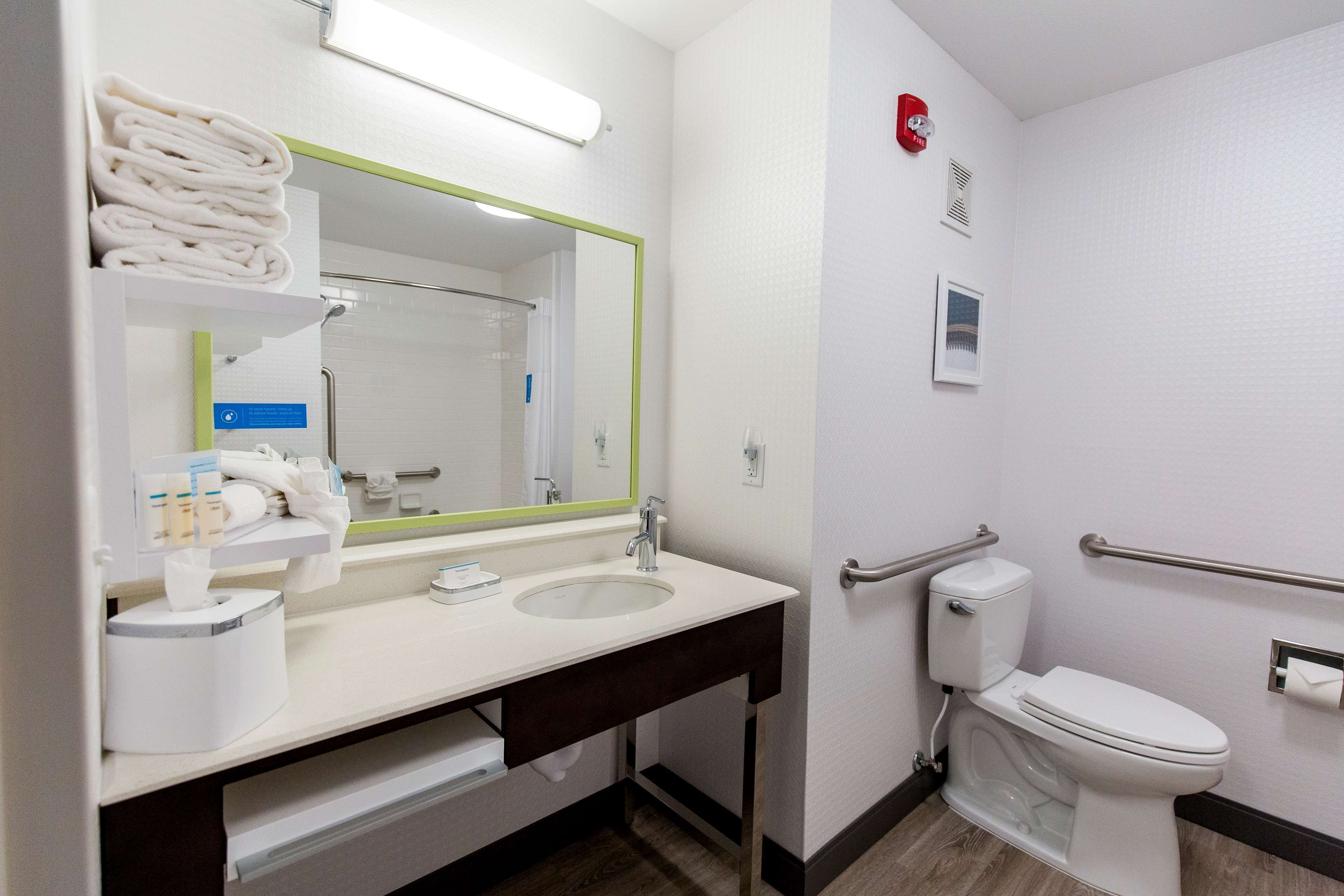 Hampton Inn Bismarck Hampton Inn Bismarck