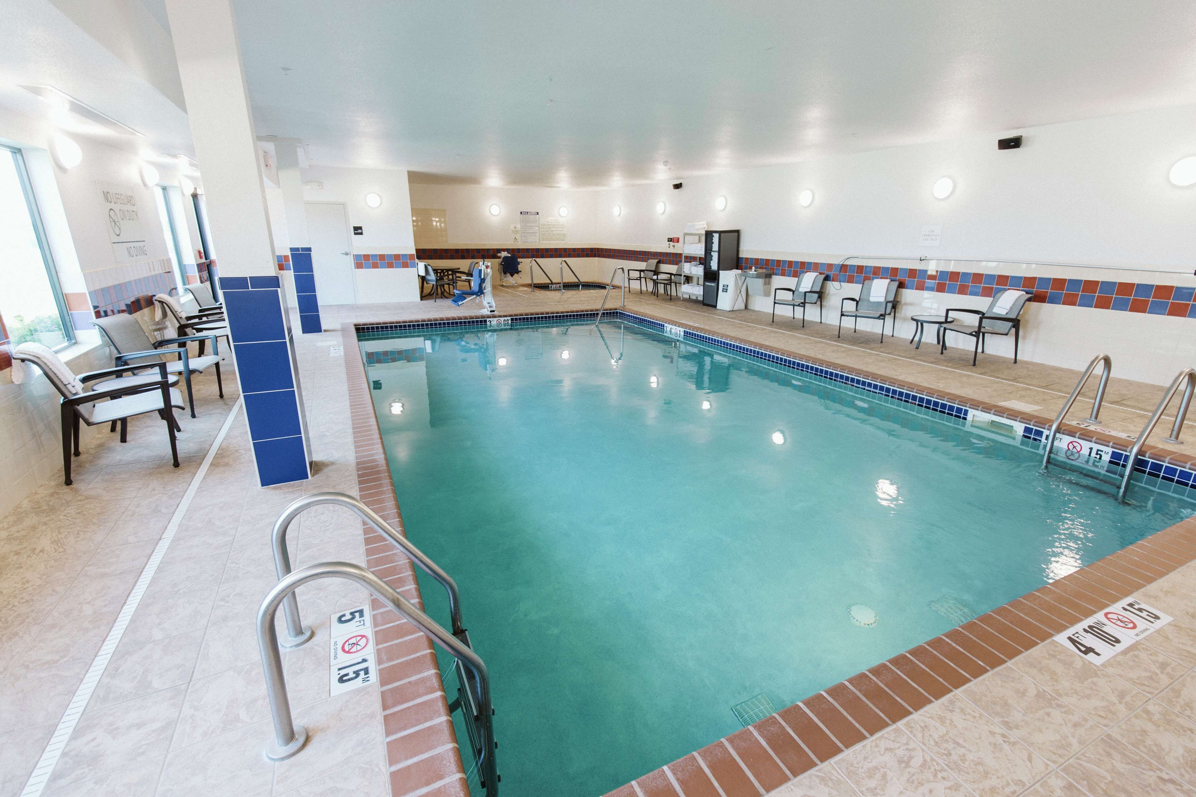 Hampton Inn Bismarck Hampton Inn Bismarck