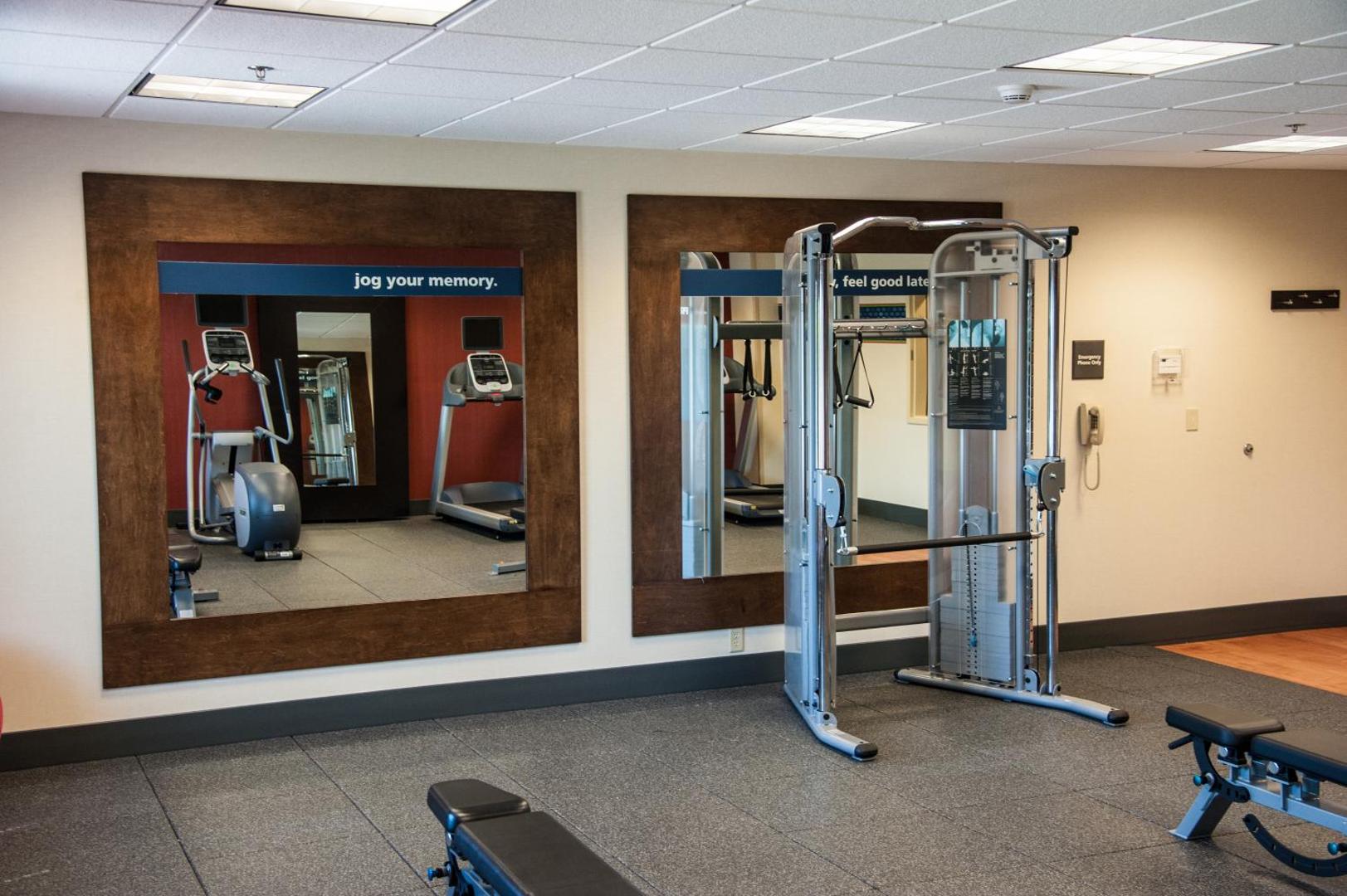 Hampton Inn Bismarck Hampton Inn Bismarck