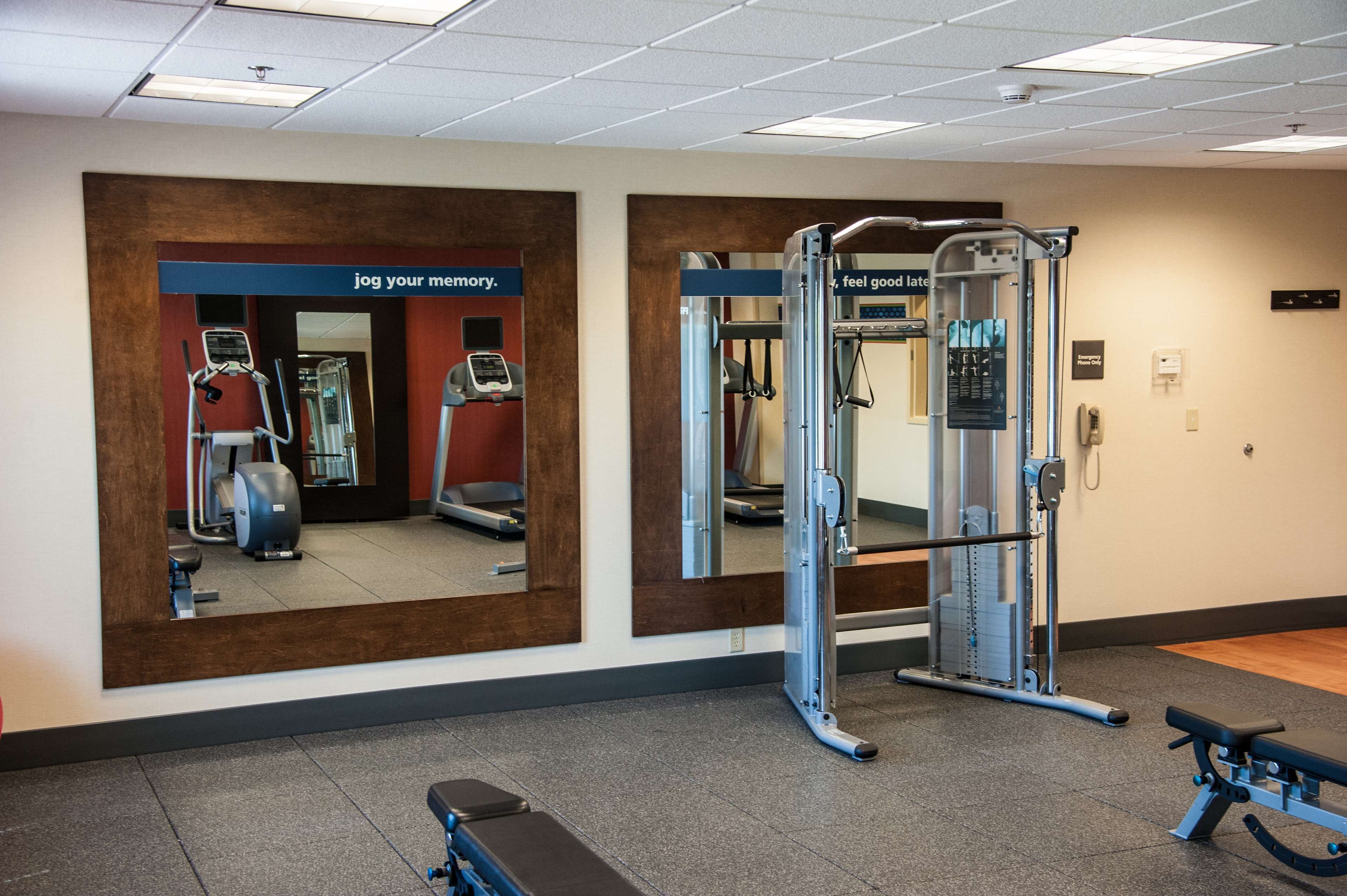 Hampton Inn Bismarck Hampton Inn Bismarck