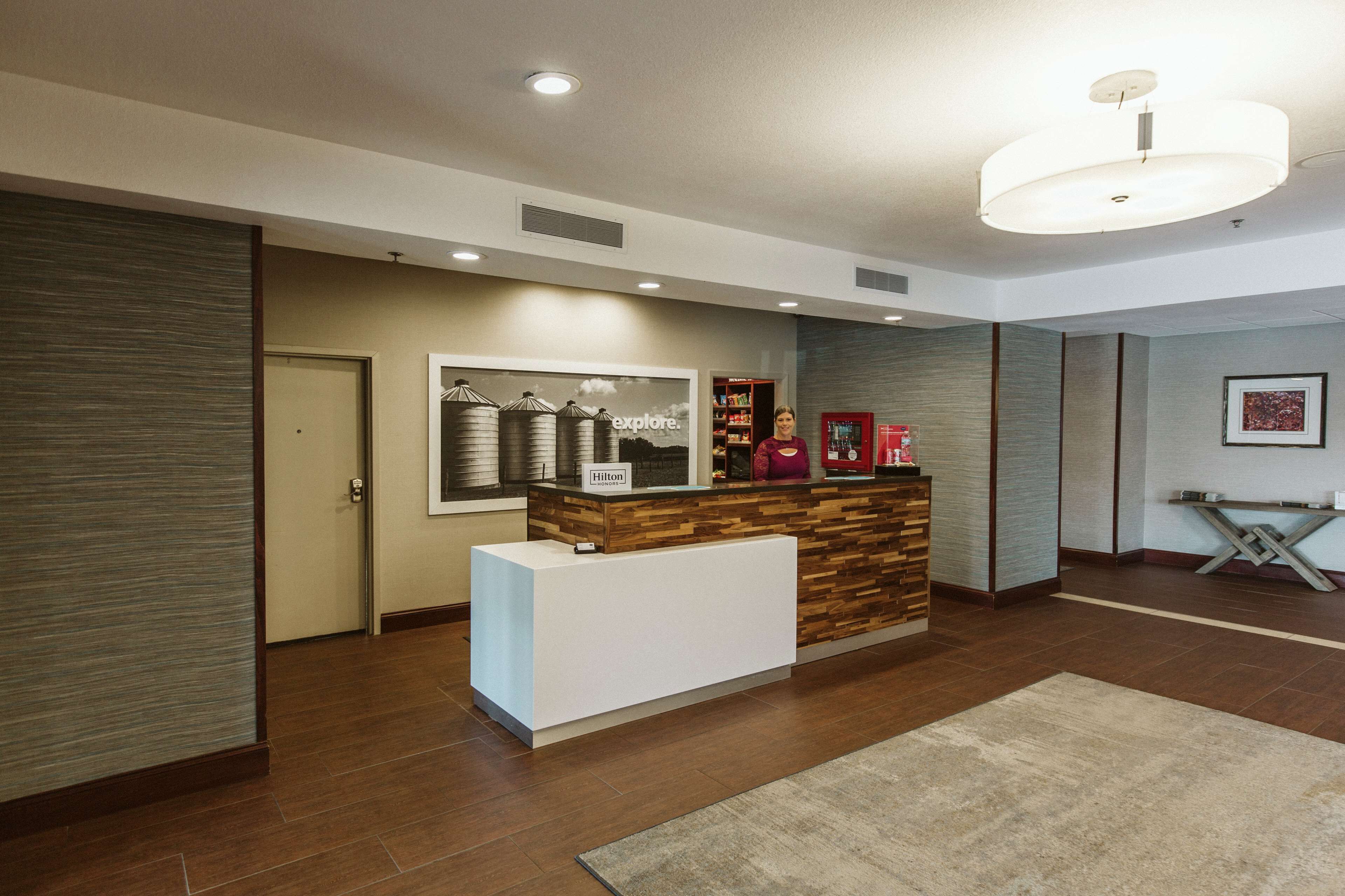 Hampton Inn Bismarck Hampton Inn Bismarck