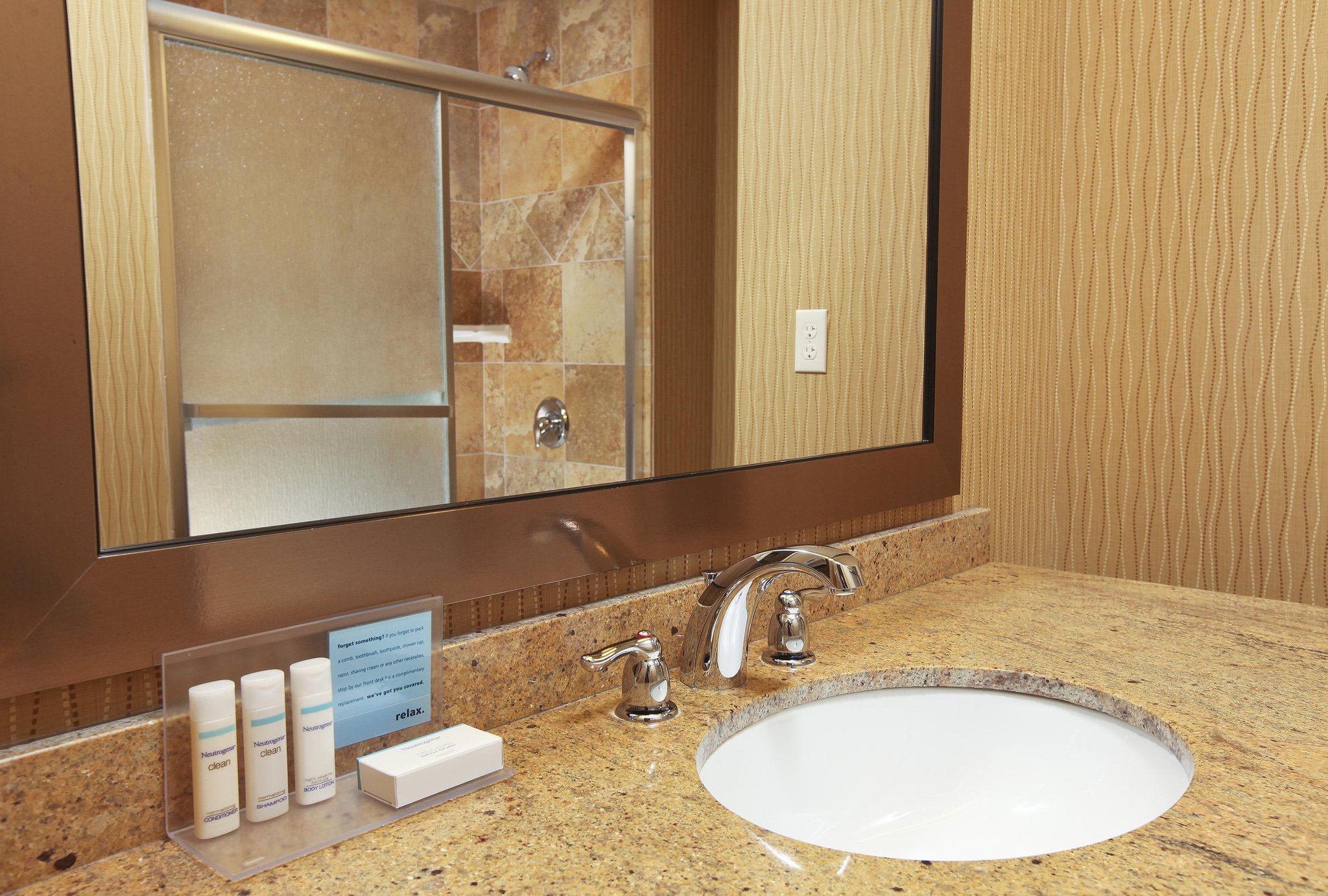 Hampton Inn & Suites Fargo Medical Center Hampton Inn & Suites Fargo Medical Center