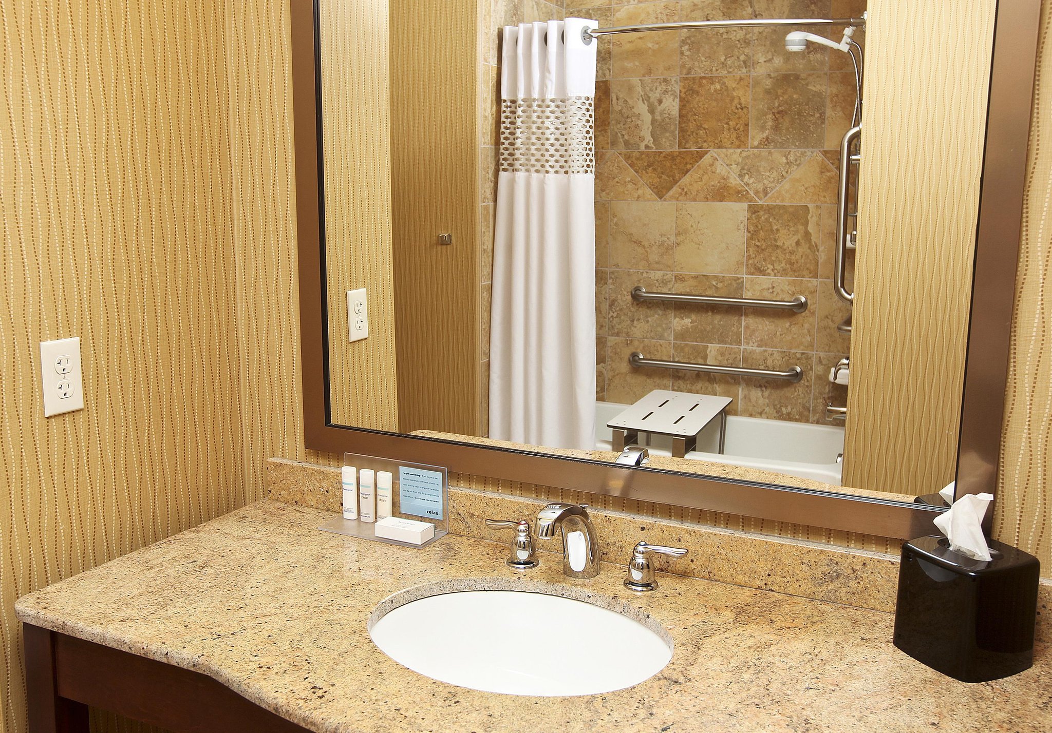 Hampton Inn & Suites Fargo Medical Center Hampton Inn & Suites Fargo Medical Center