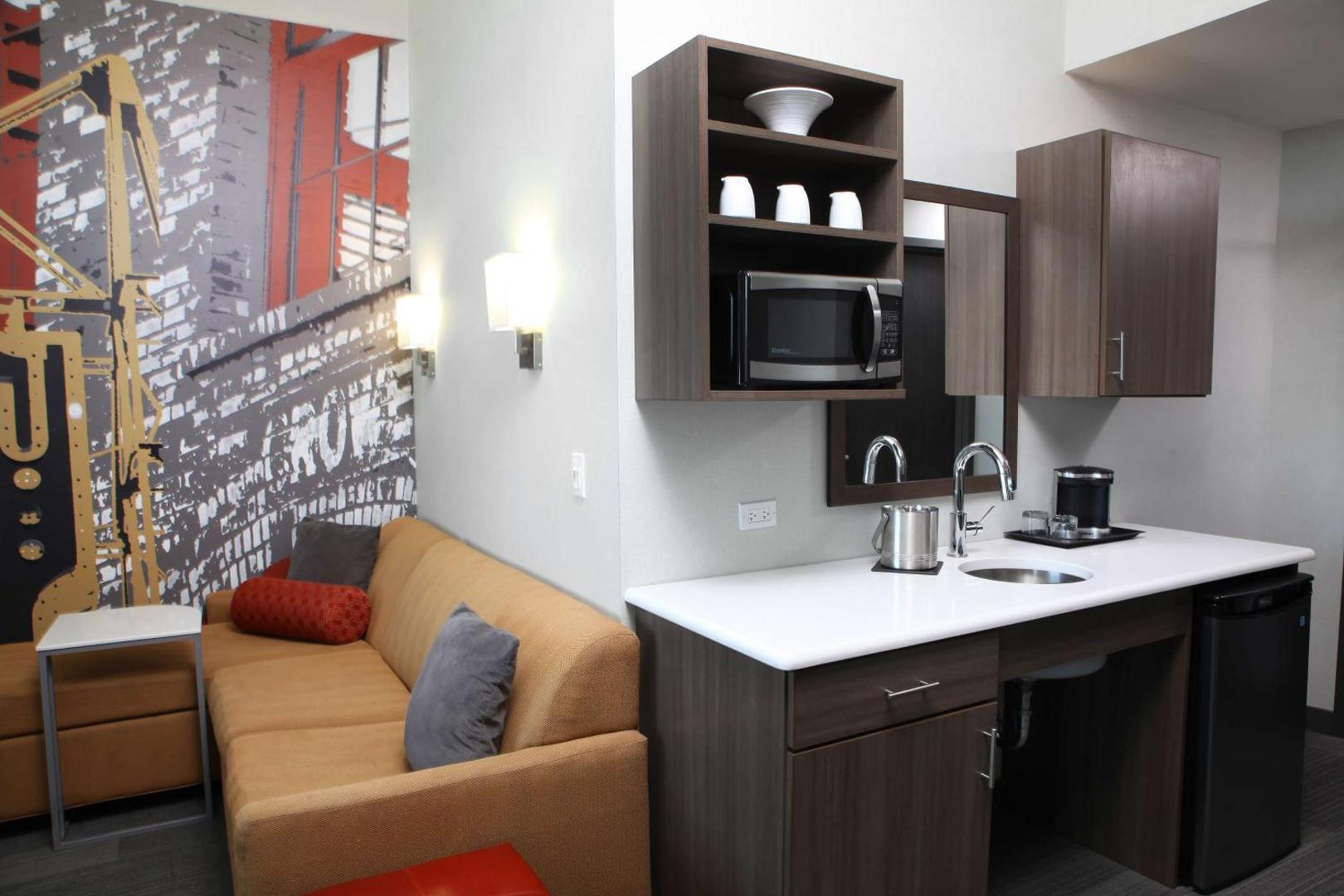 DoubleTree by Hilton West Fargo Sanford Medical Center Area DoubleTree by Hilton West Fargo Sanford Medical Center Area