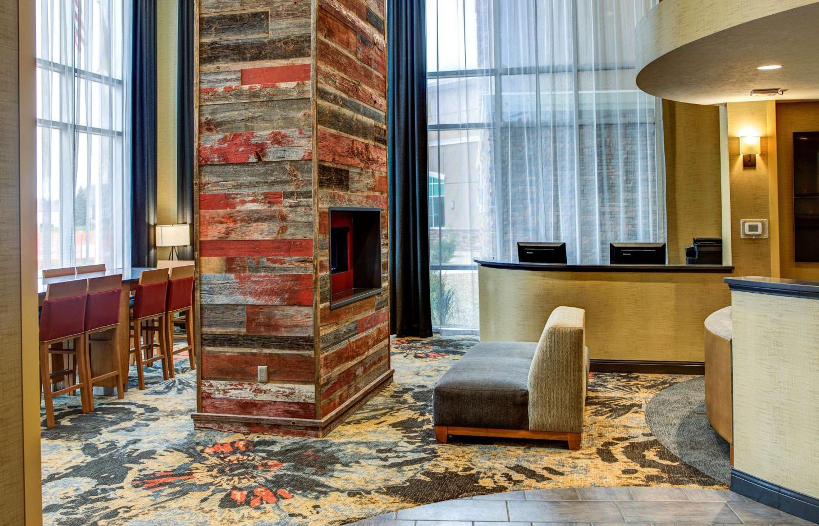 DoubleTree by Hilton West Fargo Sanford Medical Center Area DoubleTree by Hilton West Fargo Sanford Medical Center Area