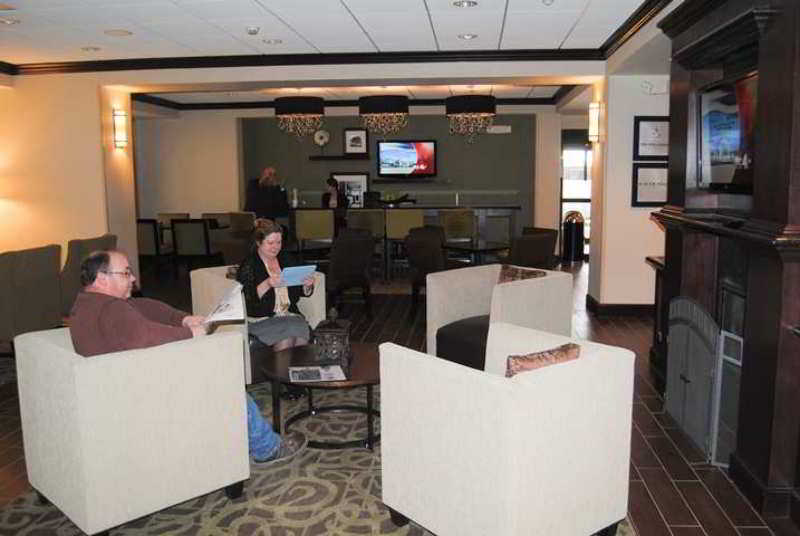 Hampton Inn Cambridge Hampton Inn Cambridge