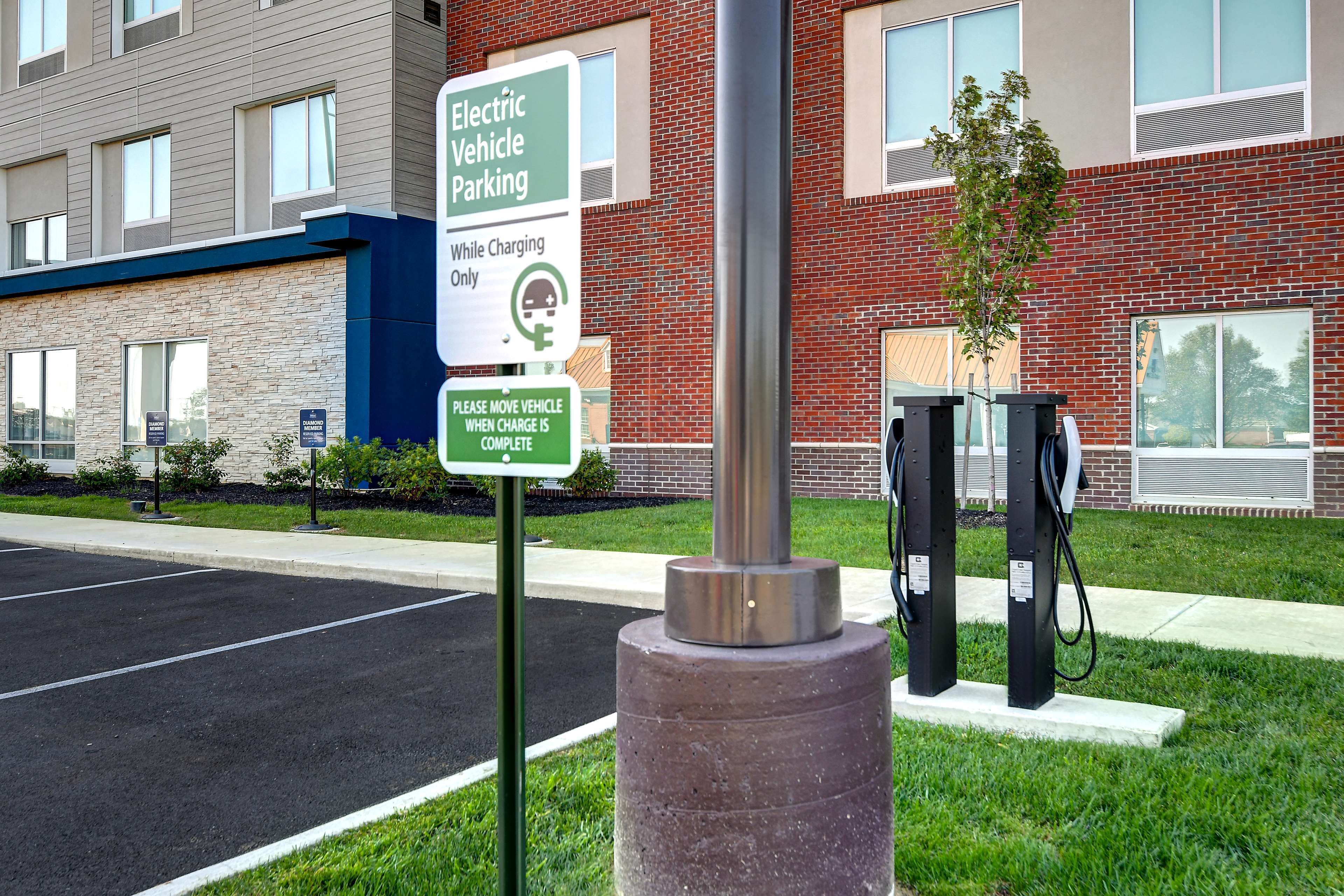 Hampton Inn & Suites Canal Winchester