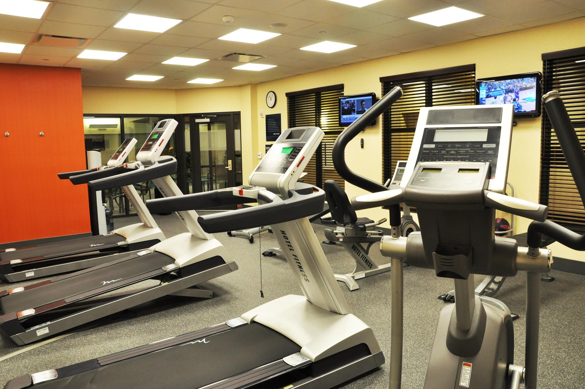Hampton Inn & Suites Cincinnati / Uptown - University Area Hampton Inn & Suites Cincinnati / Uptown - University Area
