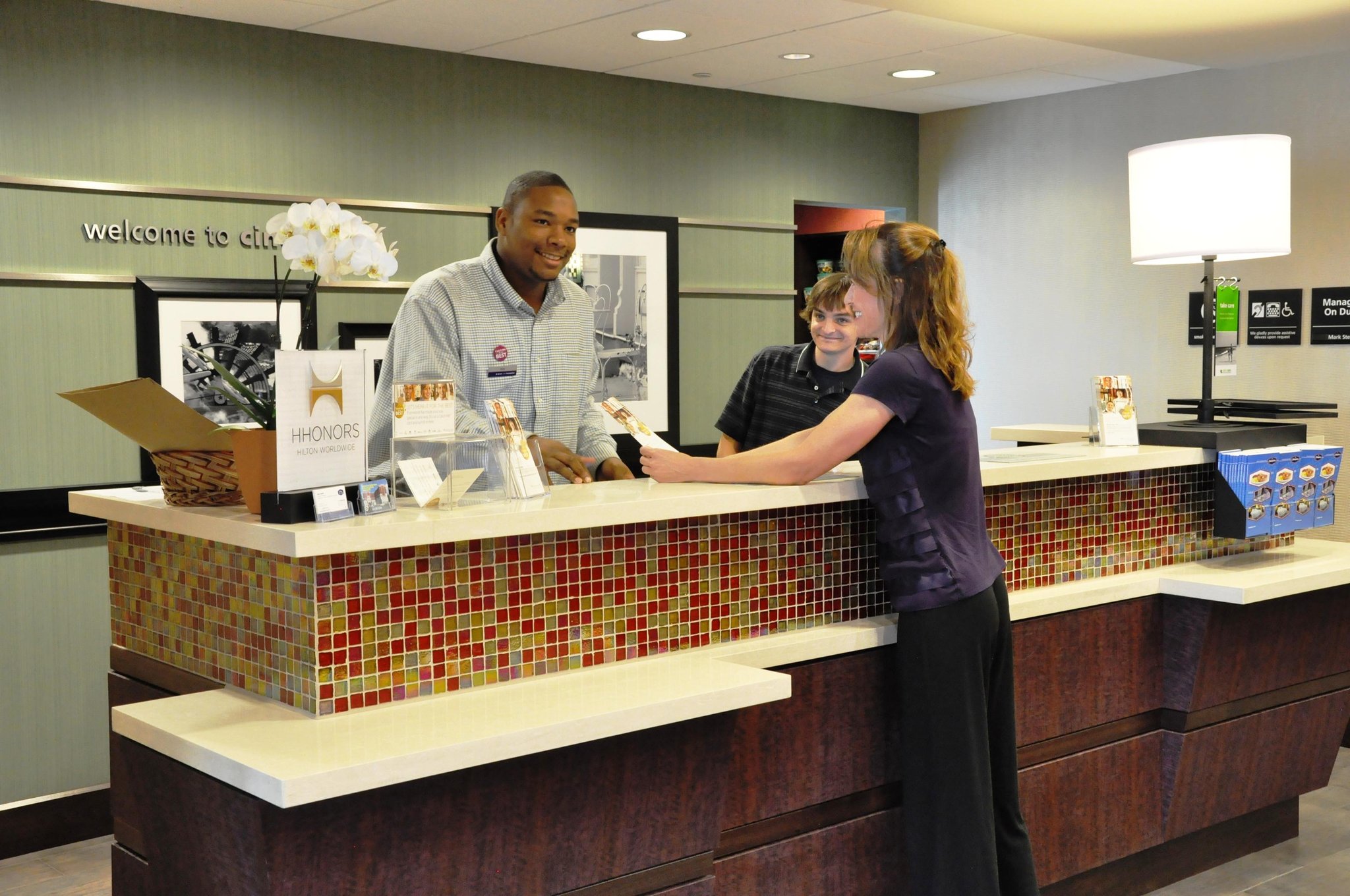 Hampton Inn & Suites Cincinnati / Uptown - University Area Hampton Inn & Suites Cincinnati / Uptown - University Area